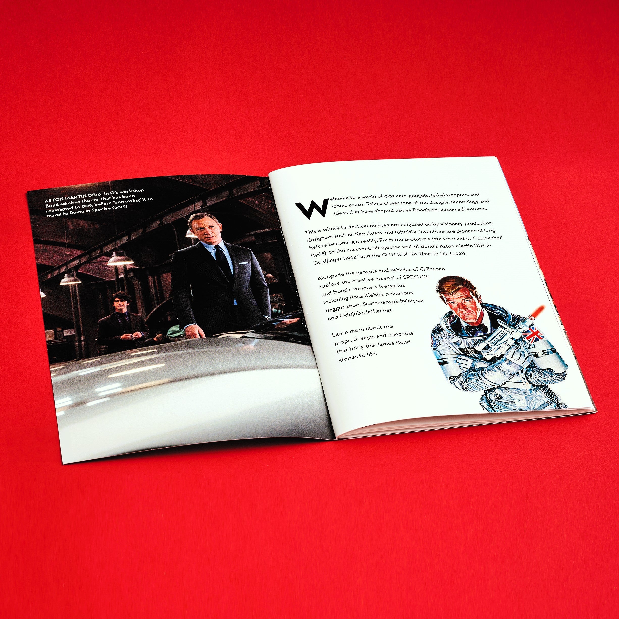 James Bond Facts & Stickers Book - Gadgets & Vehicles Edition (Outlet Item)