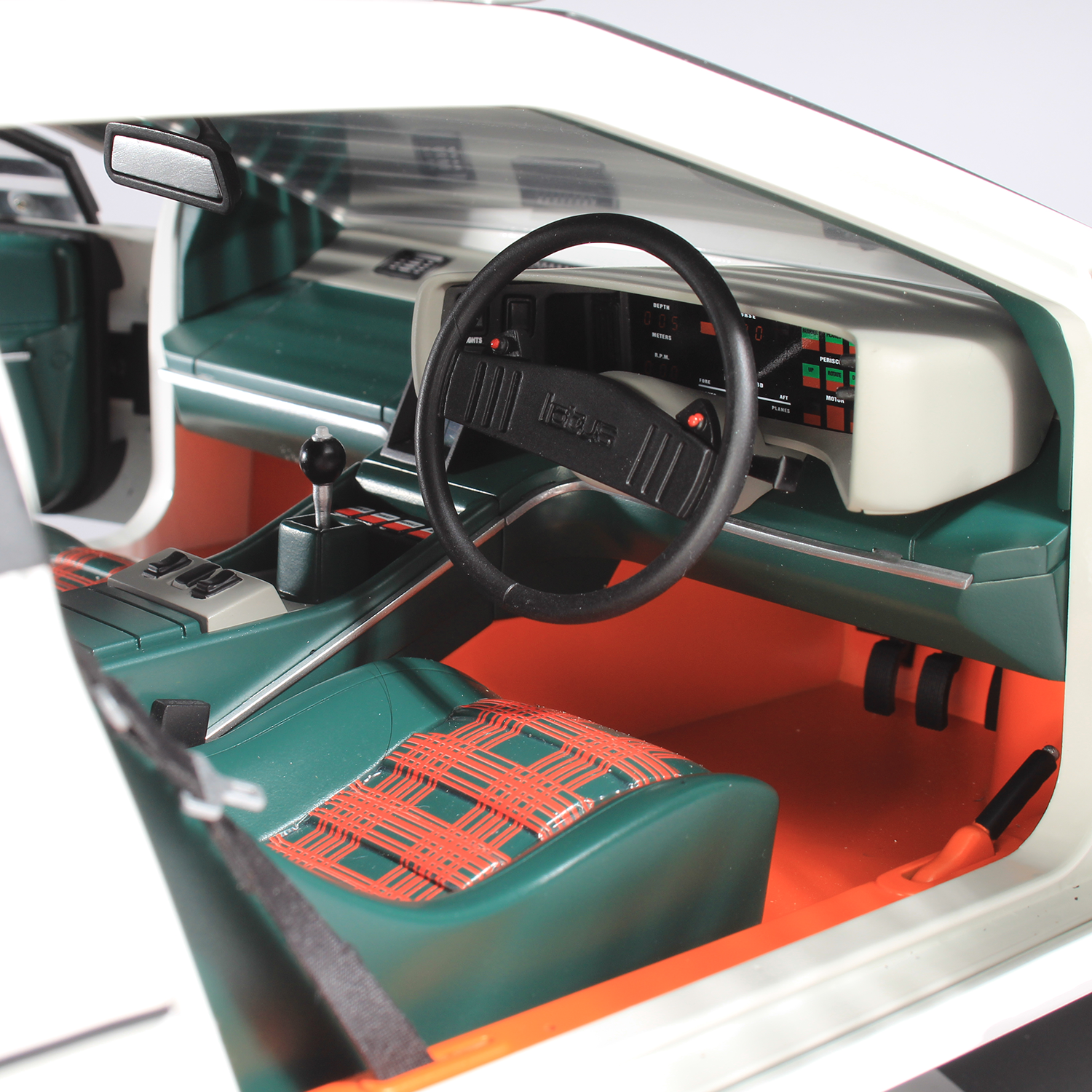 James Bond The Spy Who Loved Me Lotus Esprit Model Car Kit - By Agora Models