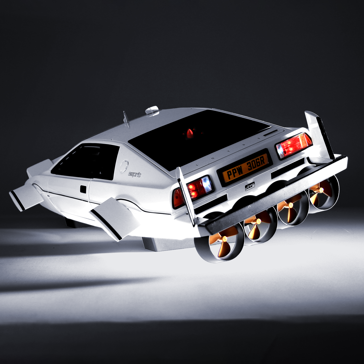 James Bond The Spy Who Loved Me Lotus Esprit Model Car Kit - Collector's Numbered Edition - By Agora Models
