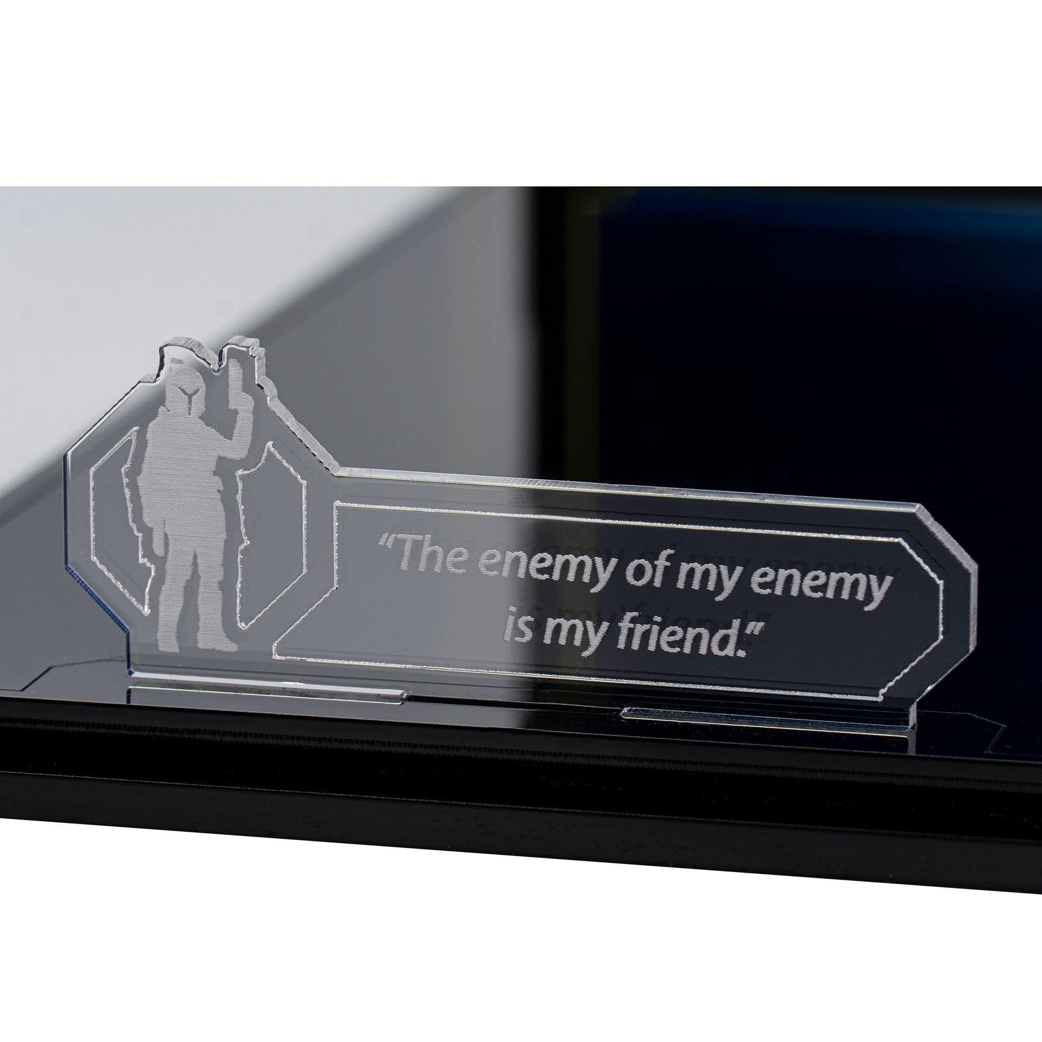 Display Case for Star Wars™ Black Series Bo-Katan Kryze Helmet