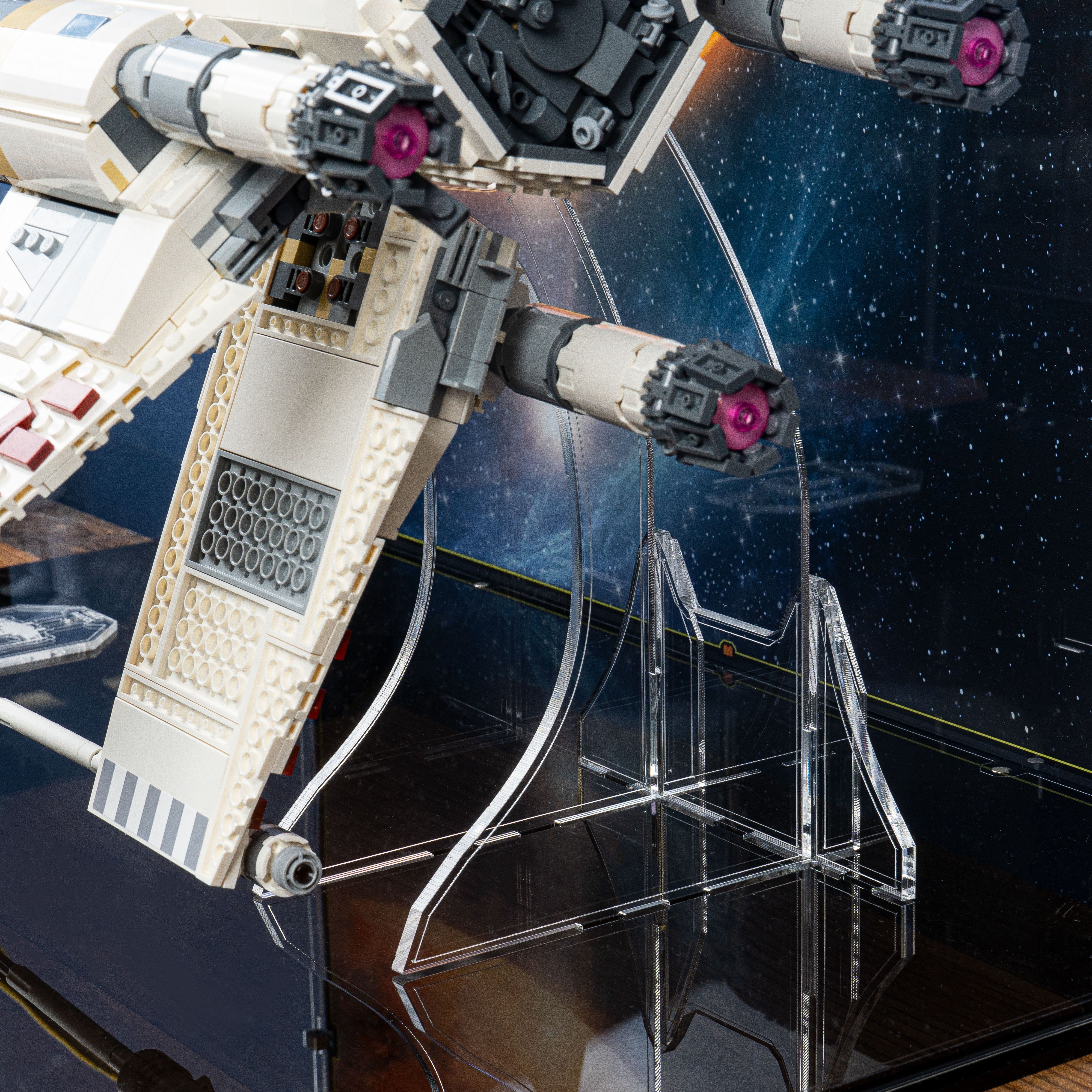 Display Case for LEGO® Star Wars: X-Wing Starfighter™ (75355)