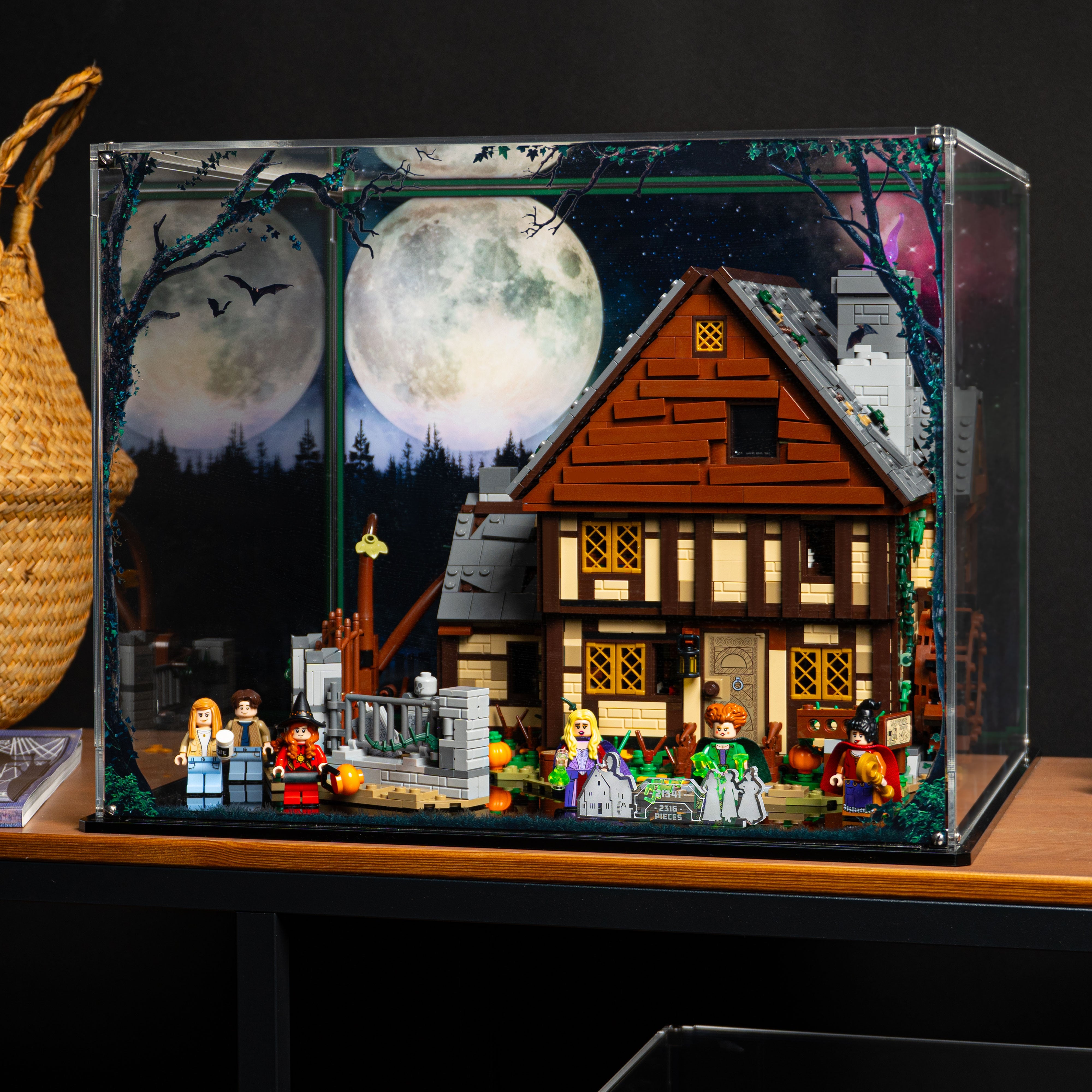 Display Case for LEGO® Ideas Disney Hocus Pocus: Sanderson Sisters' Cottage (21341)