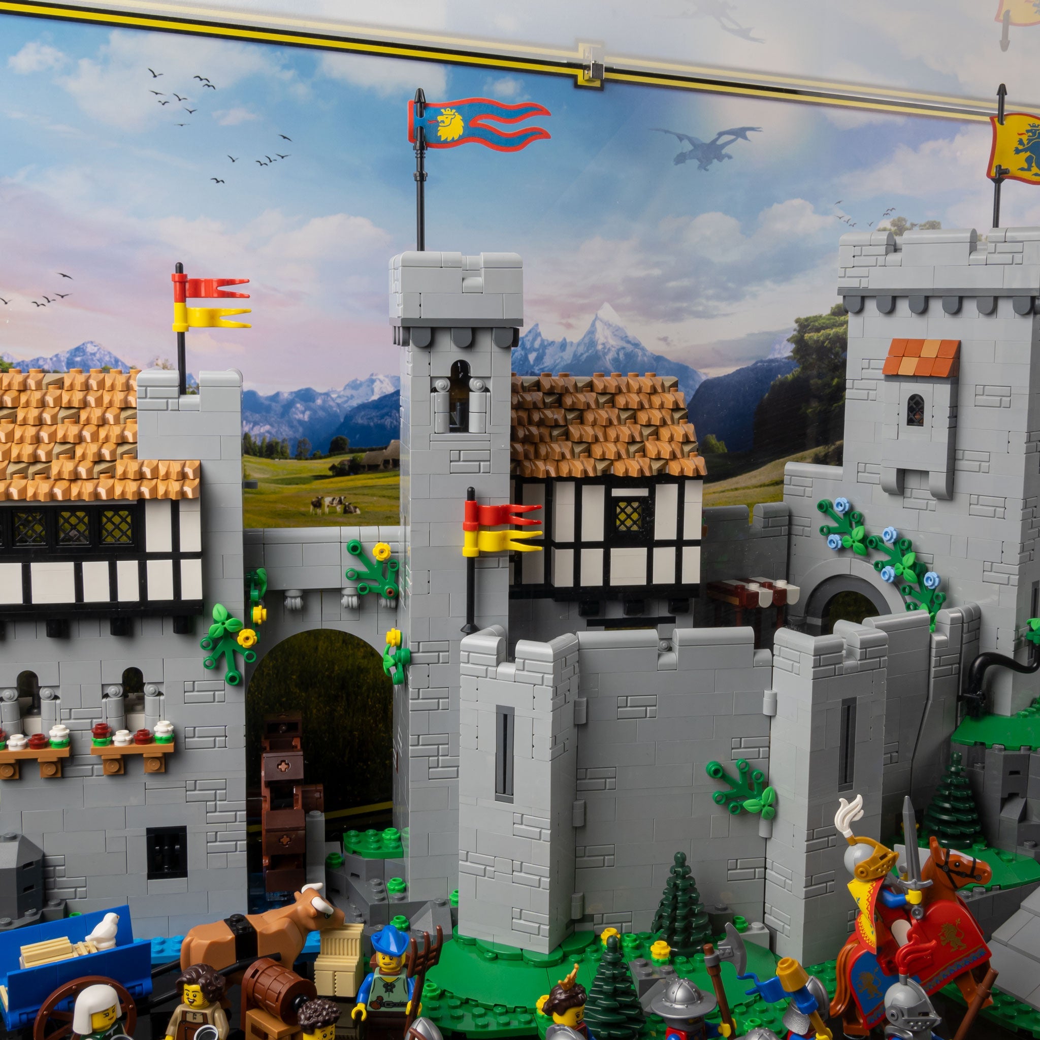 Display Case for LEGO® Lion Knights' Castle (10305)