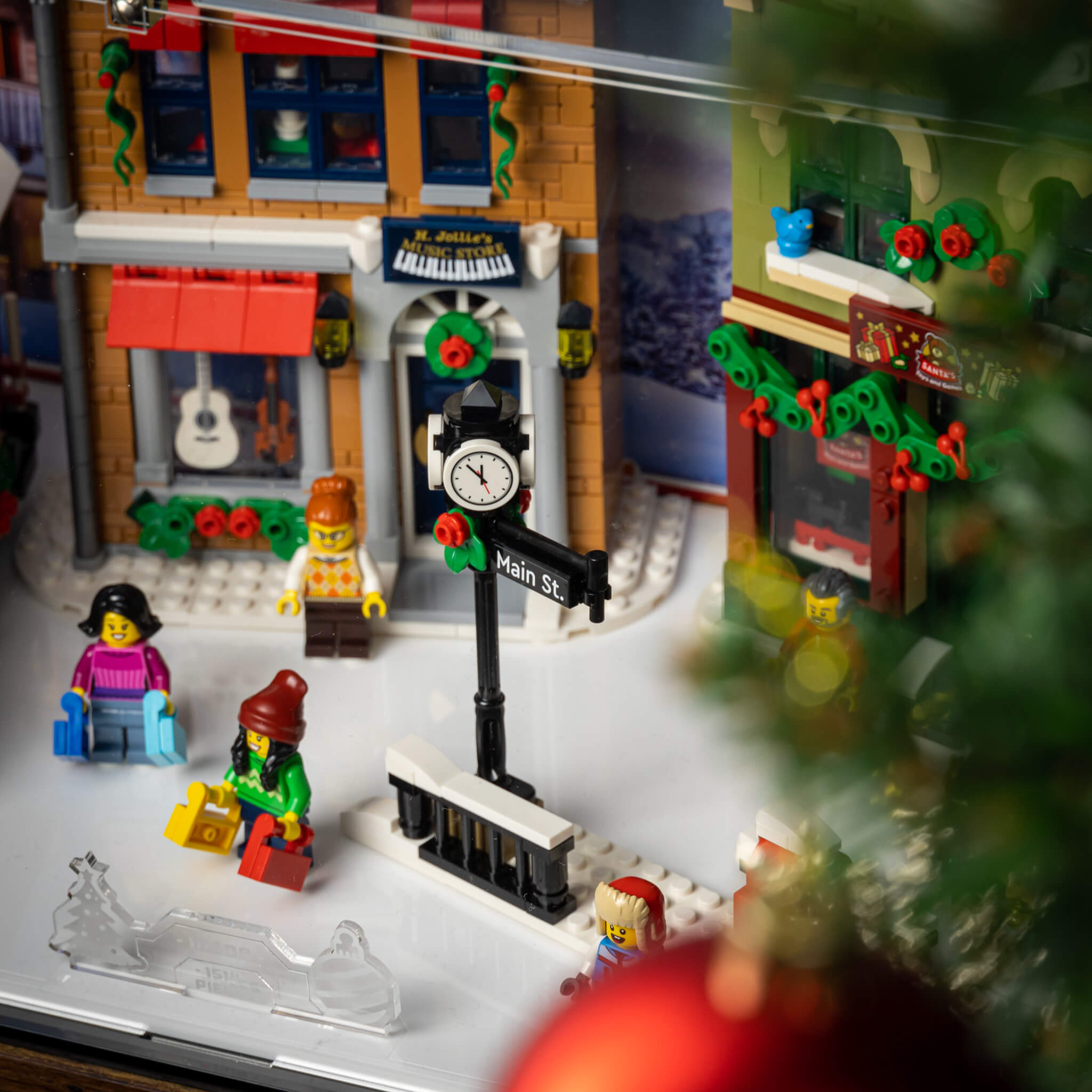 Display Case for LEGO® Icons: Holiday Main Street (10308)