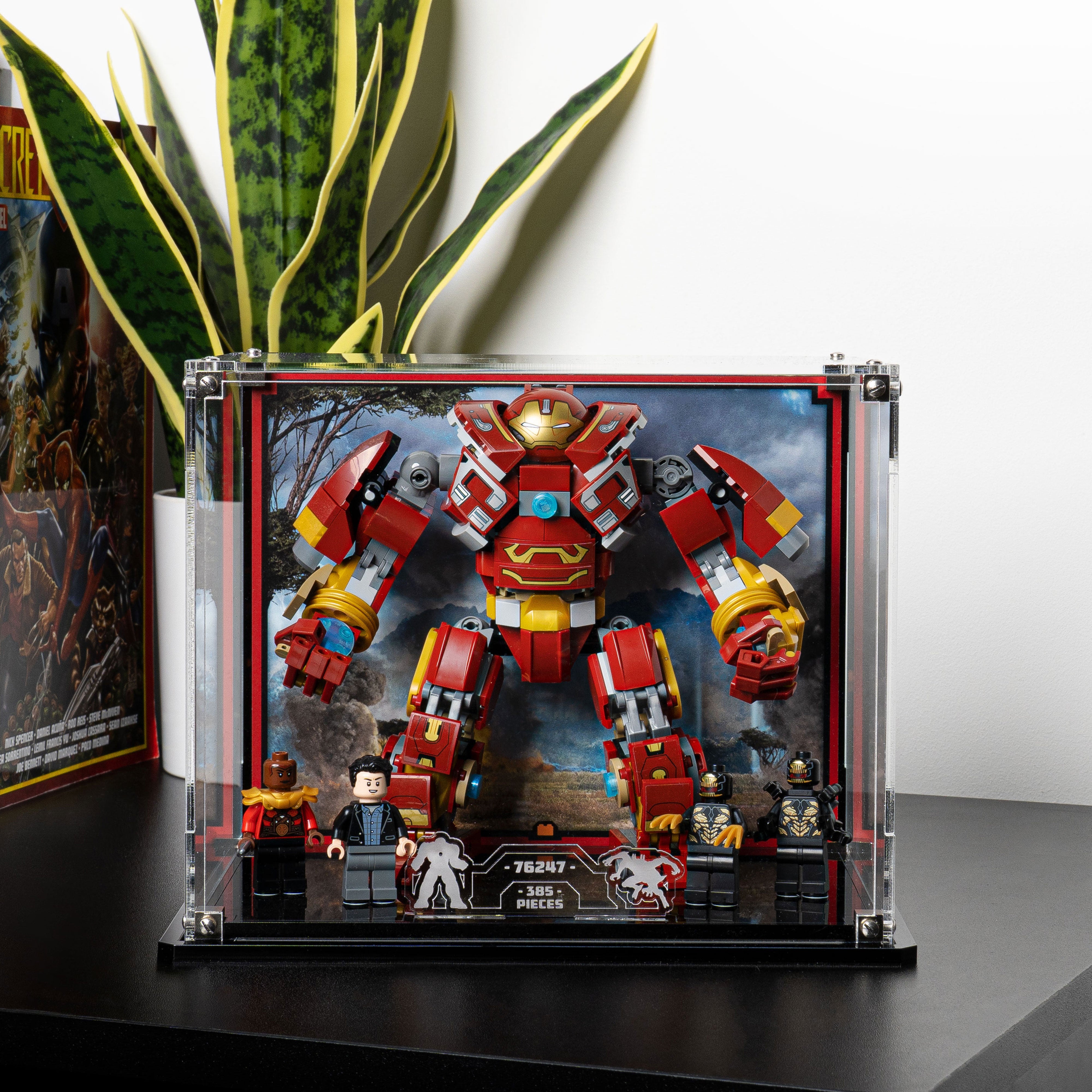 Display Case for LEGO® Marvel: The Hulkbuster: The Battle of Wakanda (76247)