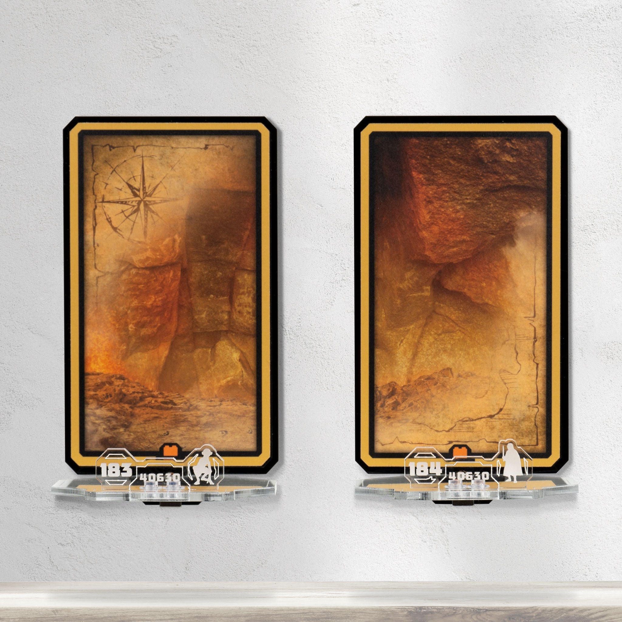 Wall mounted Display for LEGO® Brickheadz: Frodo™ & Gollum™ (40630)