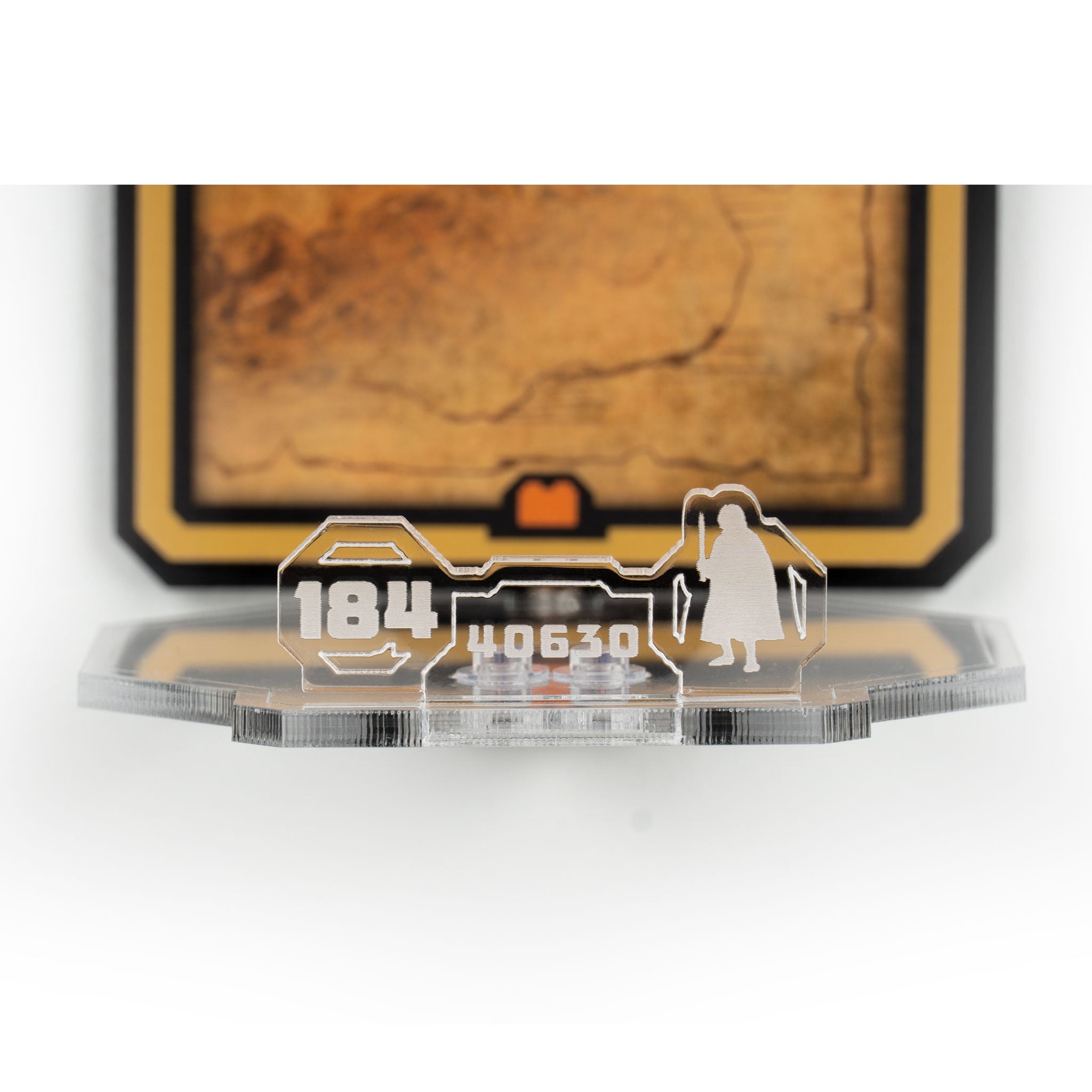 Wall mounted Display for LEGO® Brickheadz: Frodo™ & Gollum™ (40630)