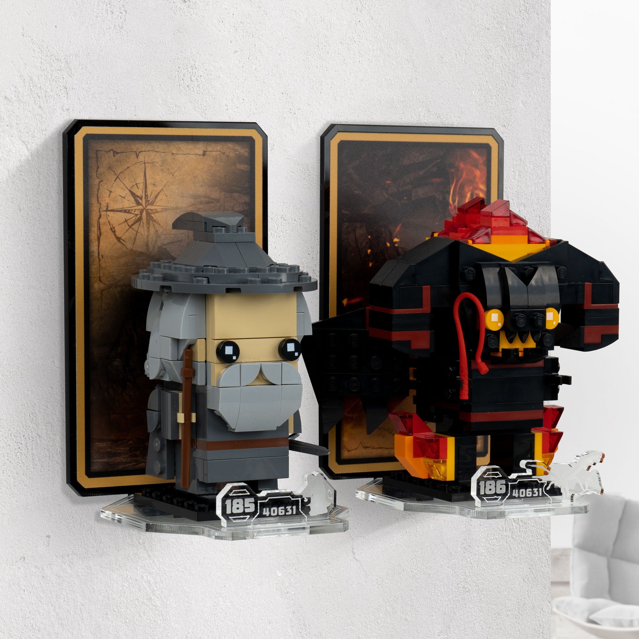 Wall mounted Display for LEGO® Brickheadz: Gandalf the Grey™ & Balrog™ (40631)