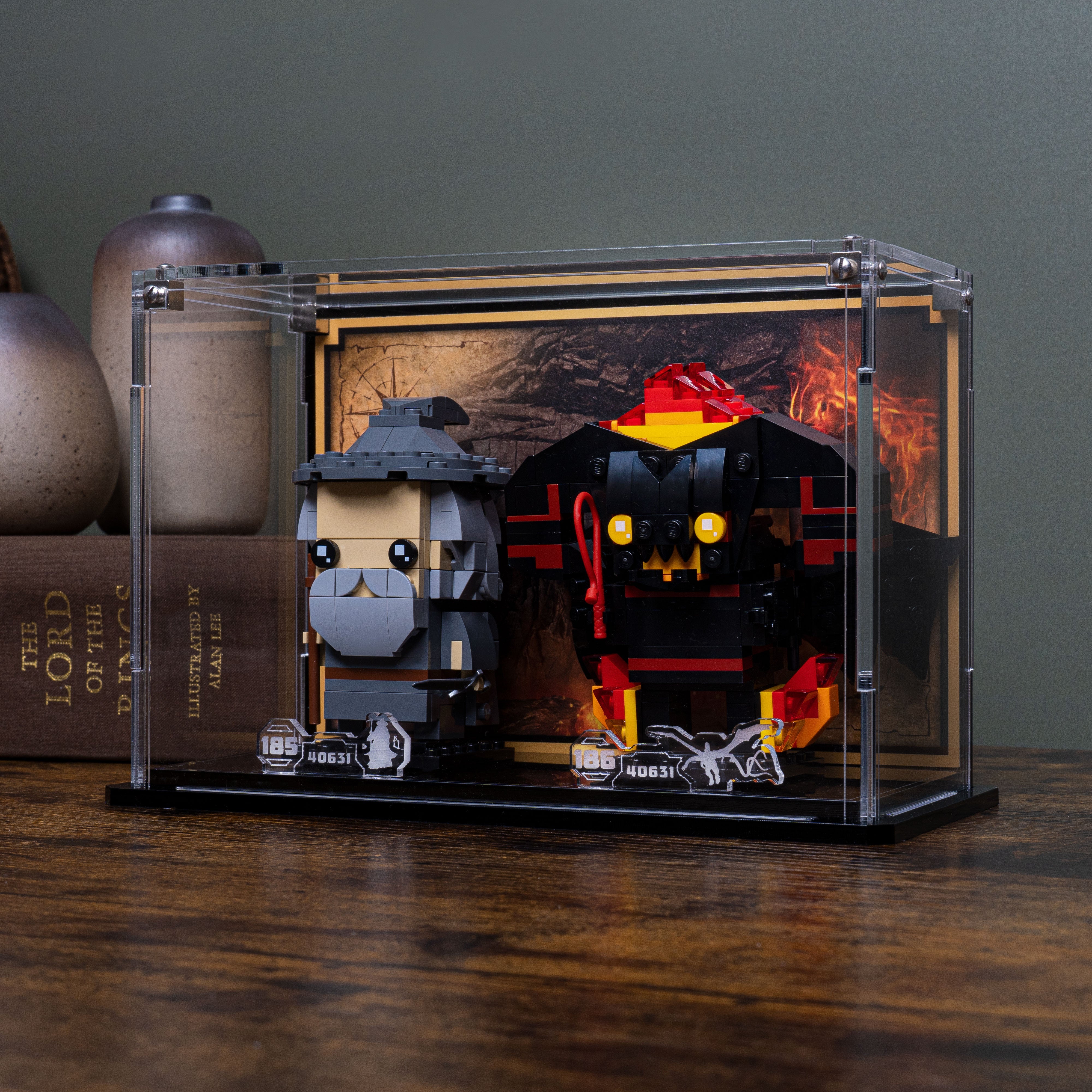Display Case for LEGO® Brickheadz: Gandalf the Grey™ & Balrog™ (40631)