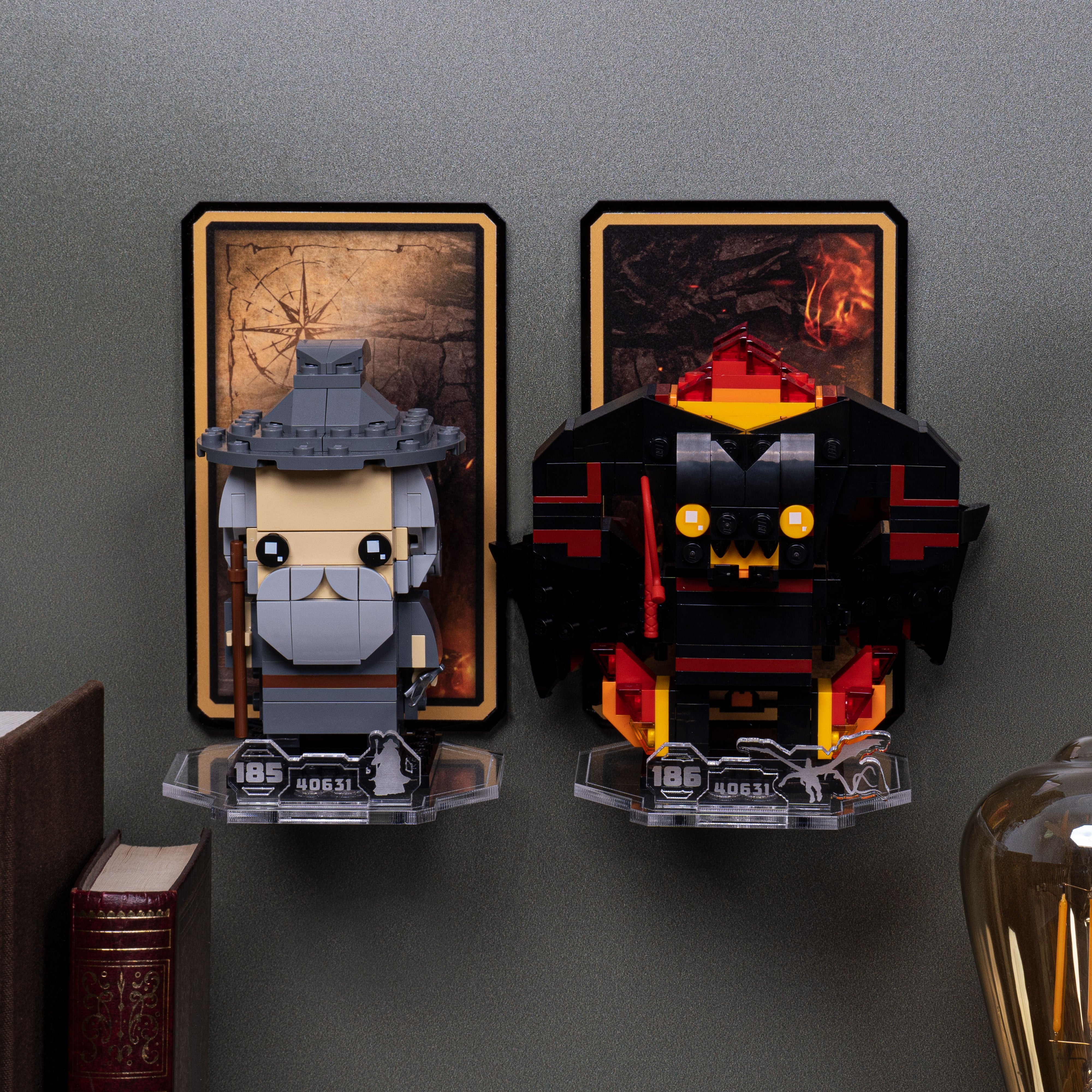 Wall mounted Display for LEGO® Brickheadz: Gandalf the Grey™ & Balrog™ (40631)