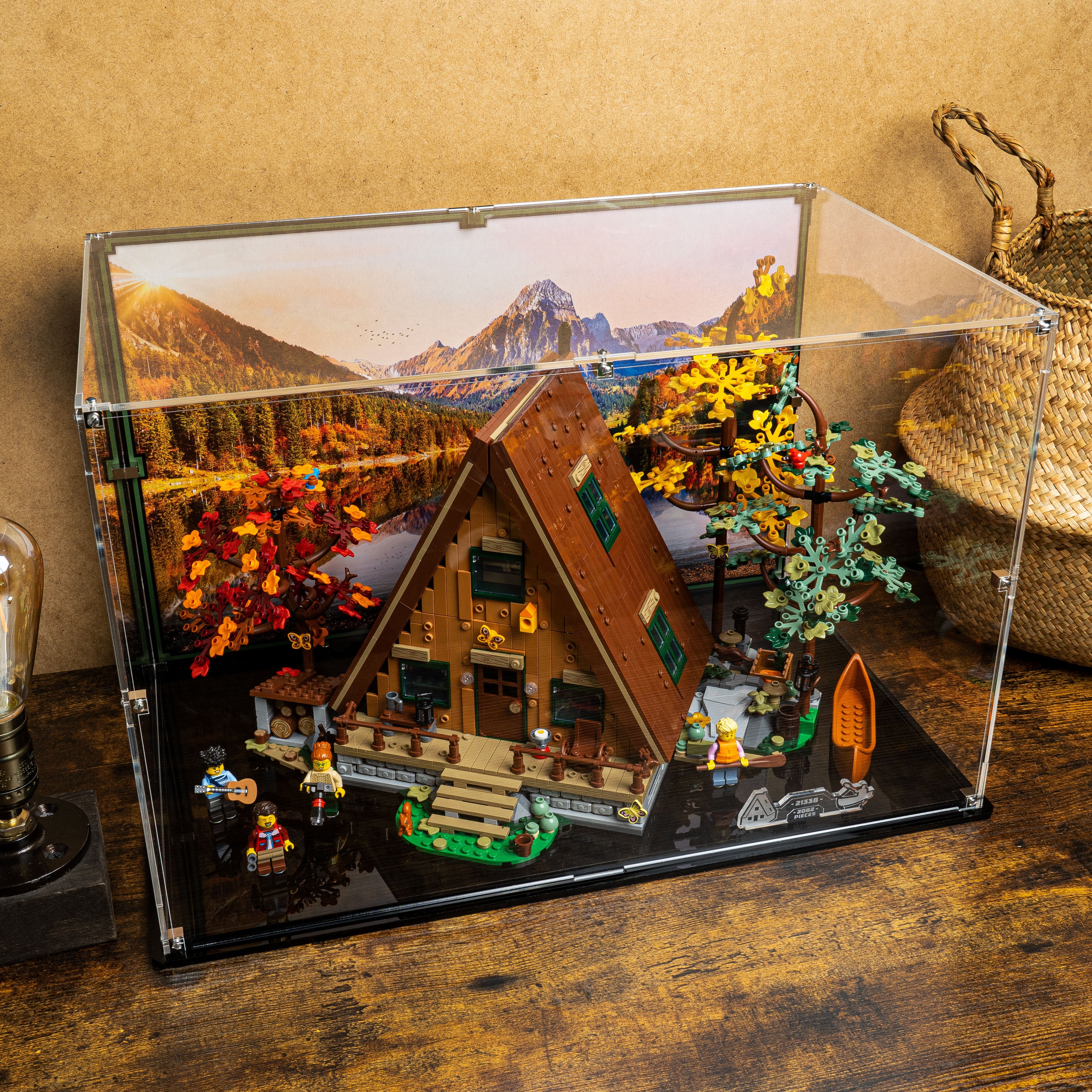 Display Case for LEGO® Ideas: A-Frame Cabin (21338)