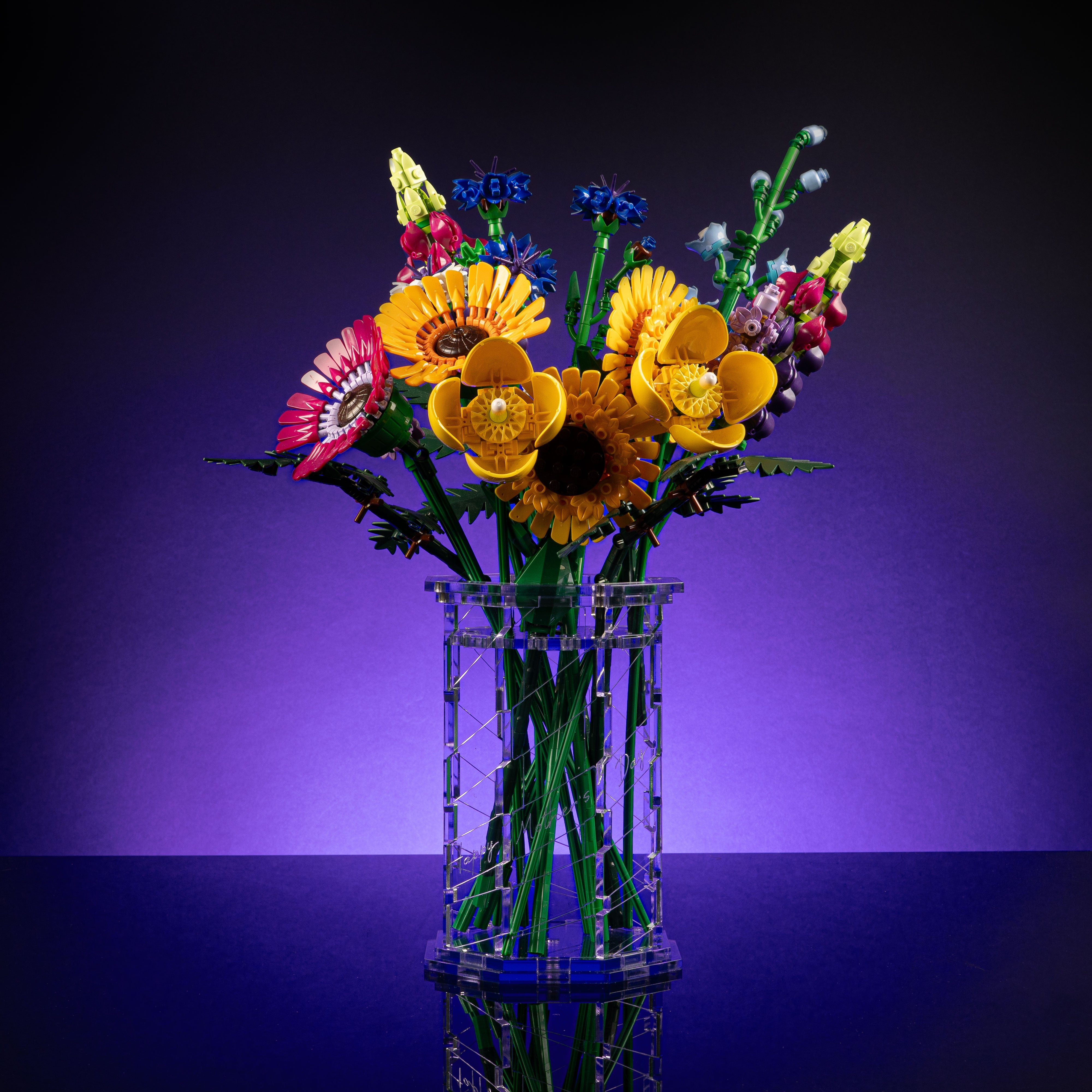 Limited Edition Mother’s Day Vase for LEGO® Botanical Flowers