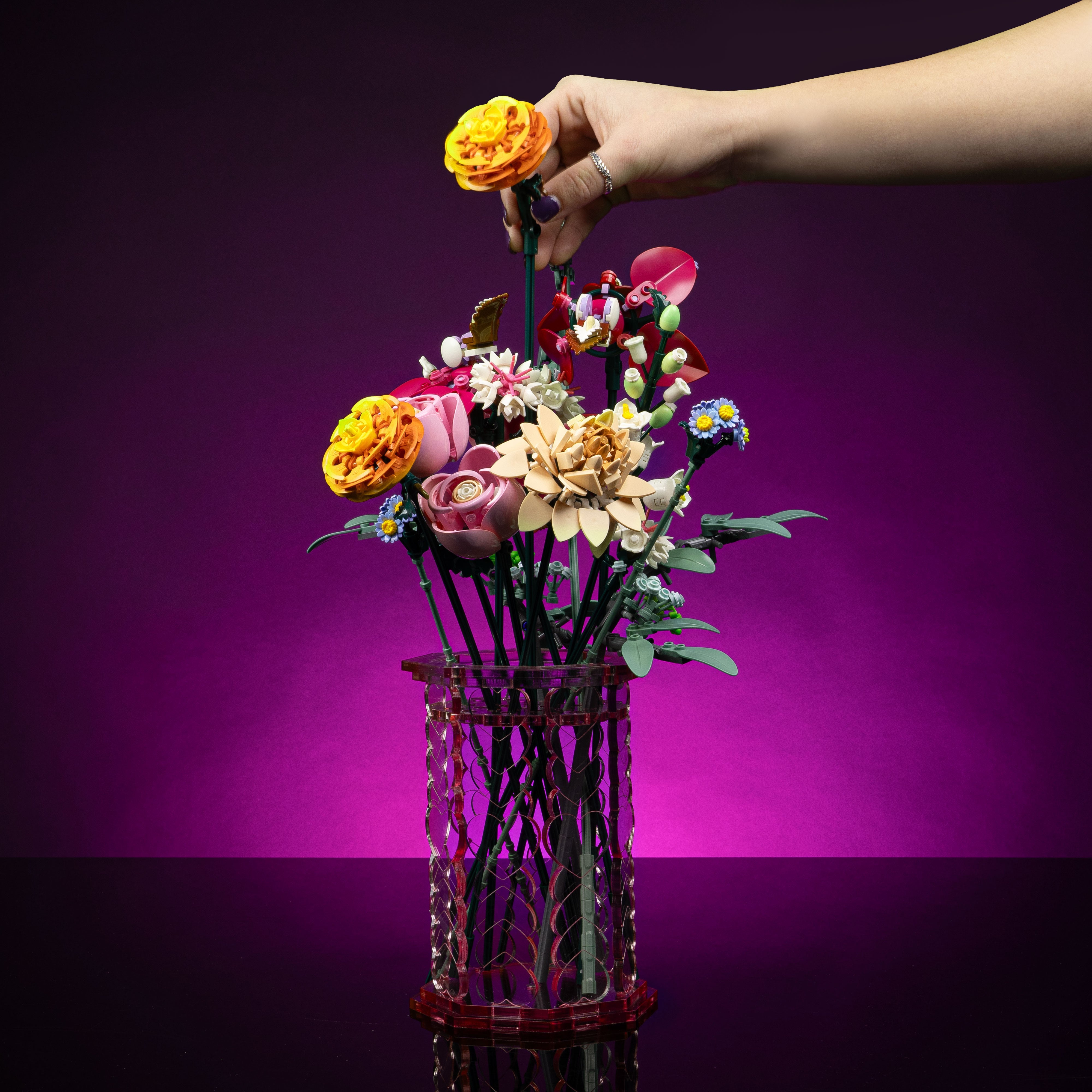 Limited Edition Large Valentine’s Day Vase for LEGO® Botanical Flowers