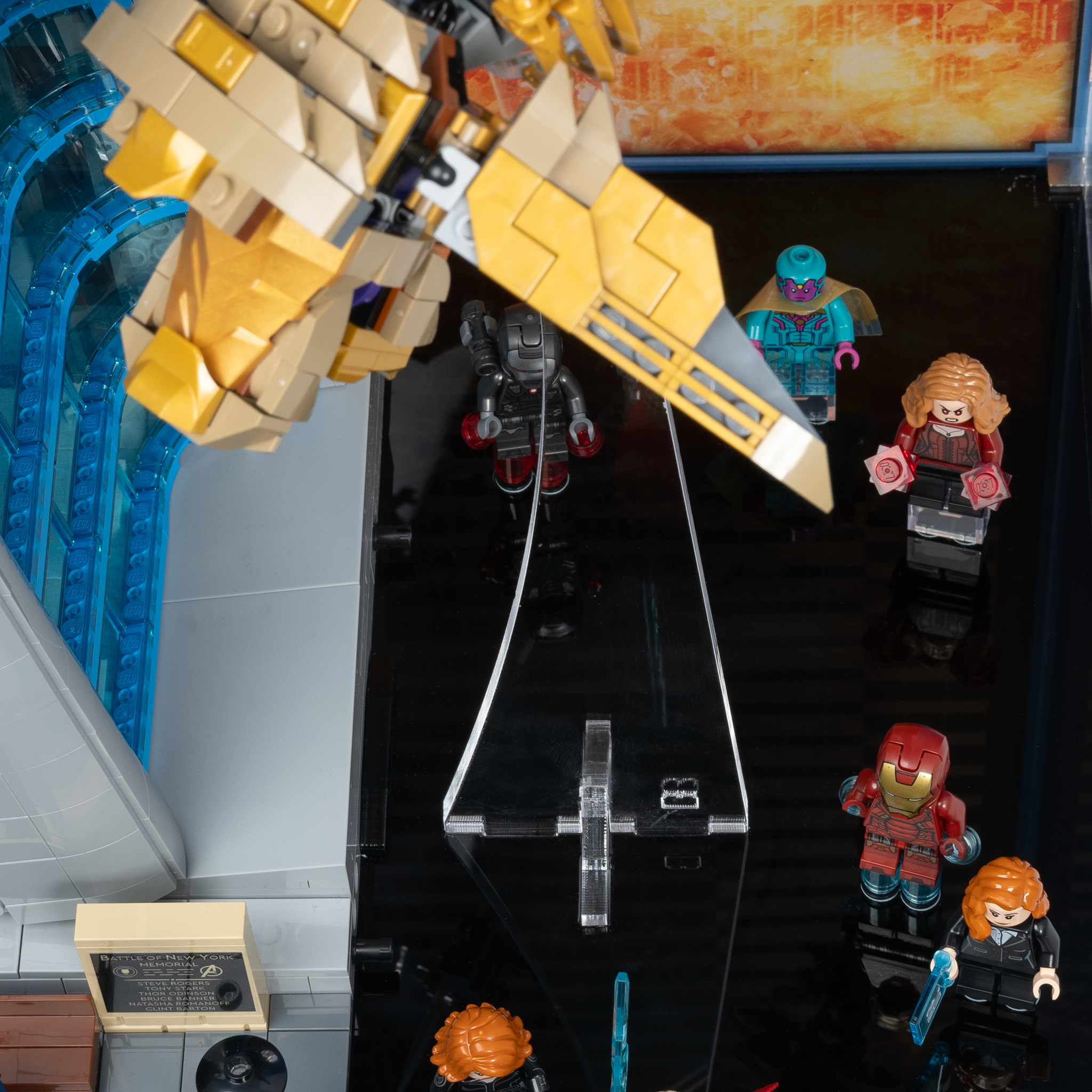 Display Case for LEGO® Marvel: Avengers Tower (76269)