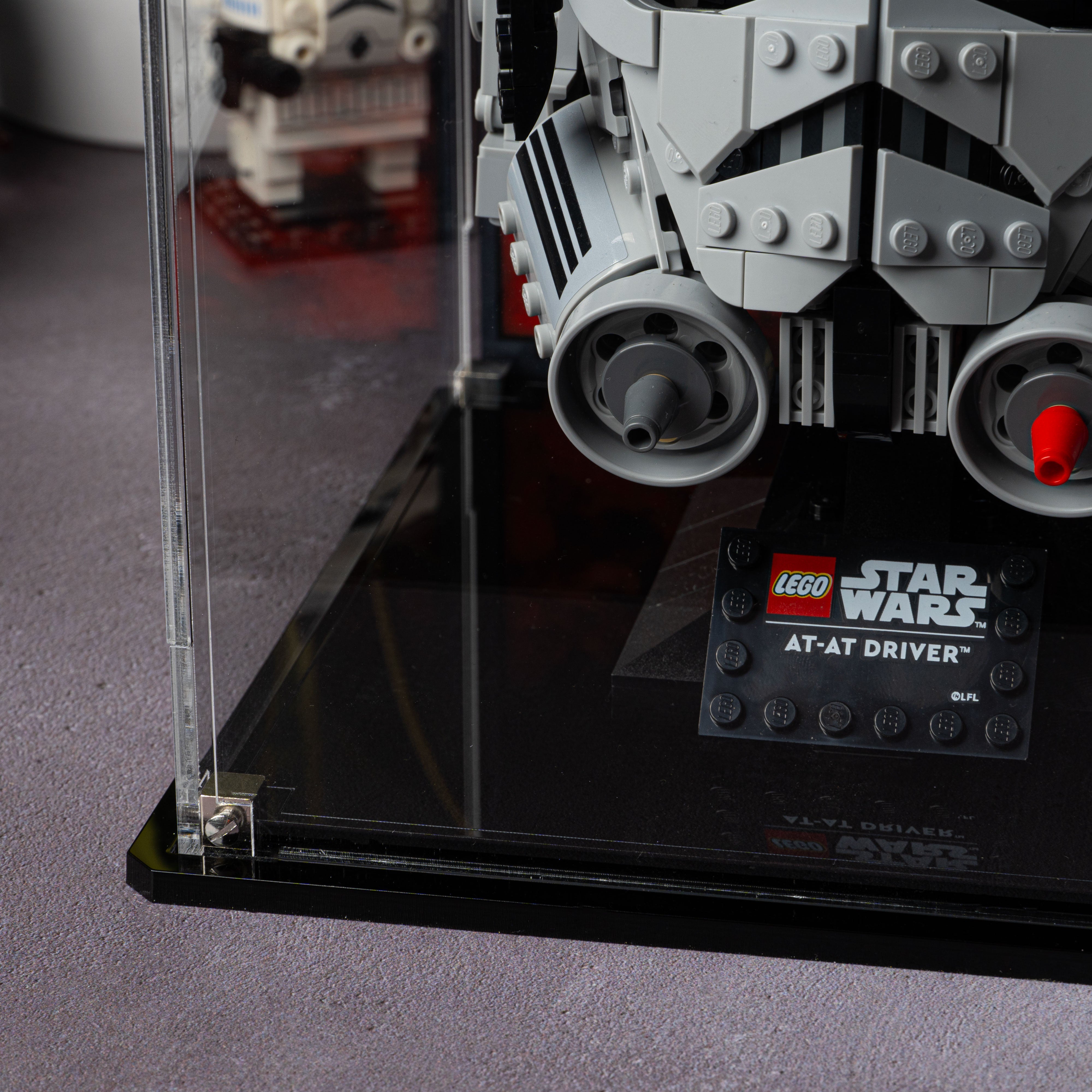 Display Case for LEGO® Star Wars: AT-AT Driver Helmet (75429)
