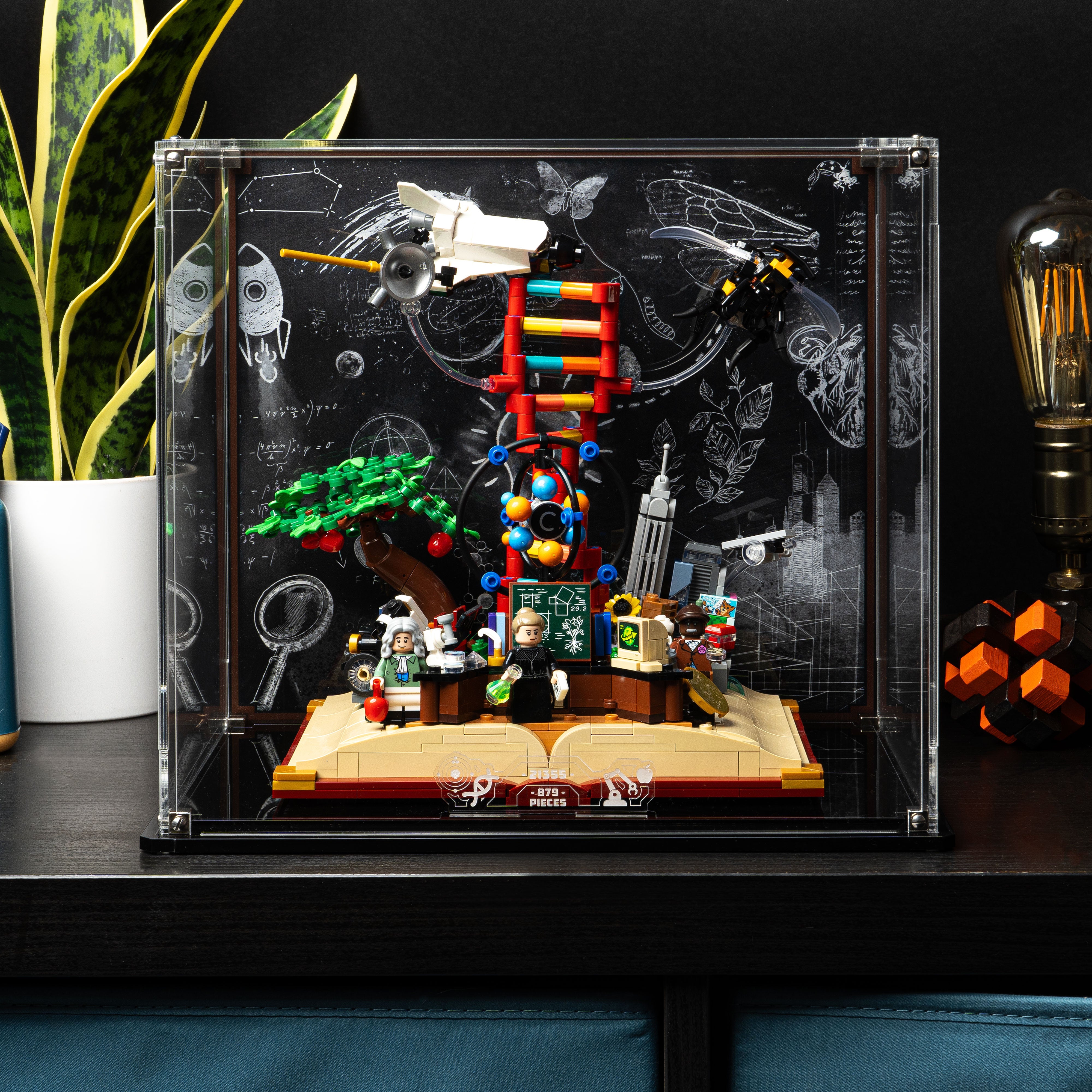 Display Case for LEGO Ideas: The Evolution of STEM (21355)