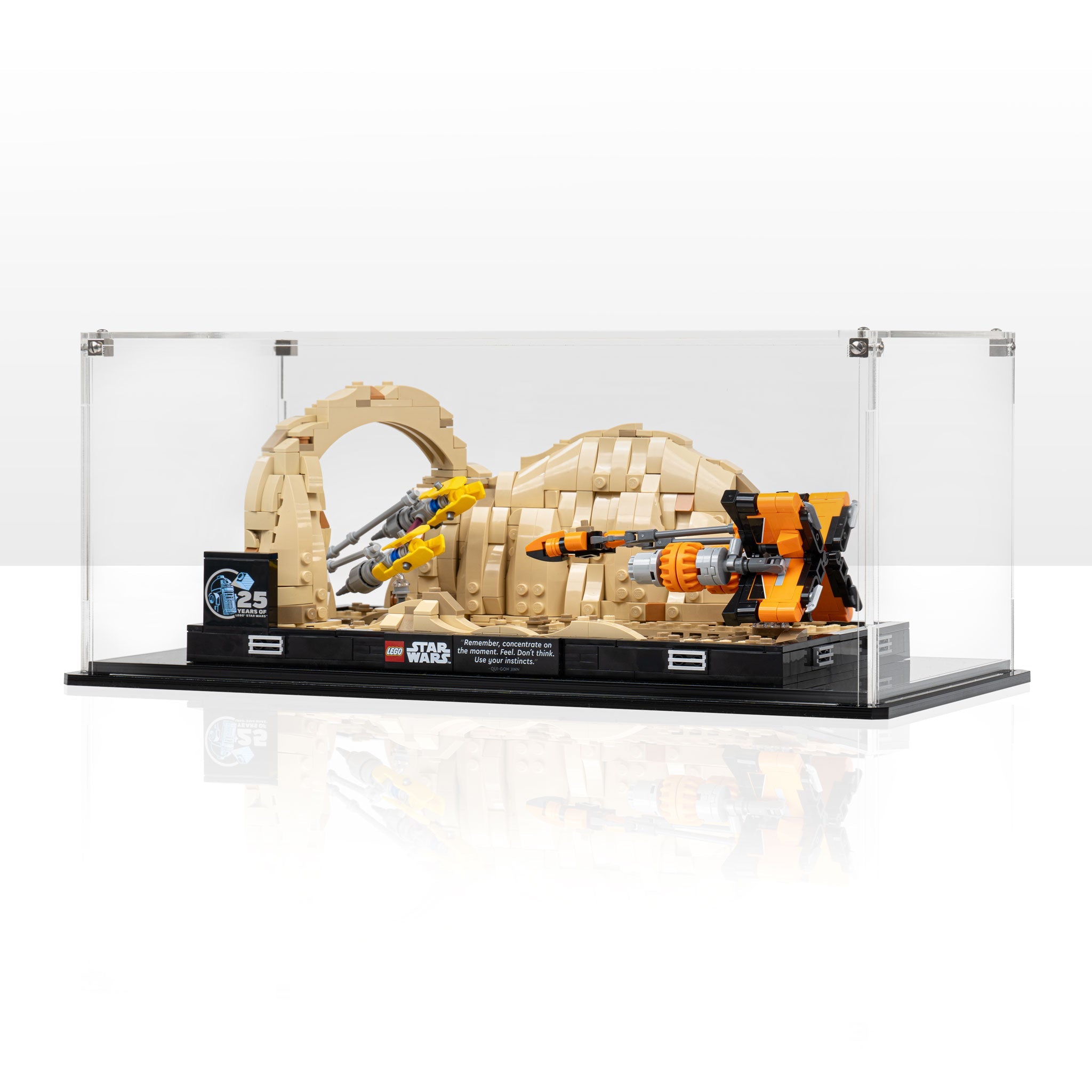 Display Case for LEGO® Star Wars Mos Espa Podrace Diorama (75380)