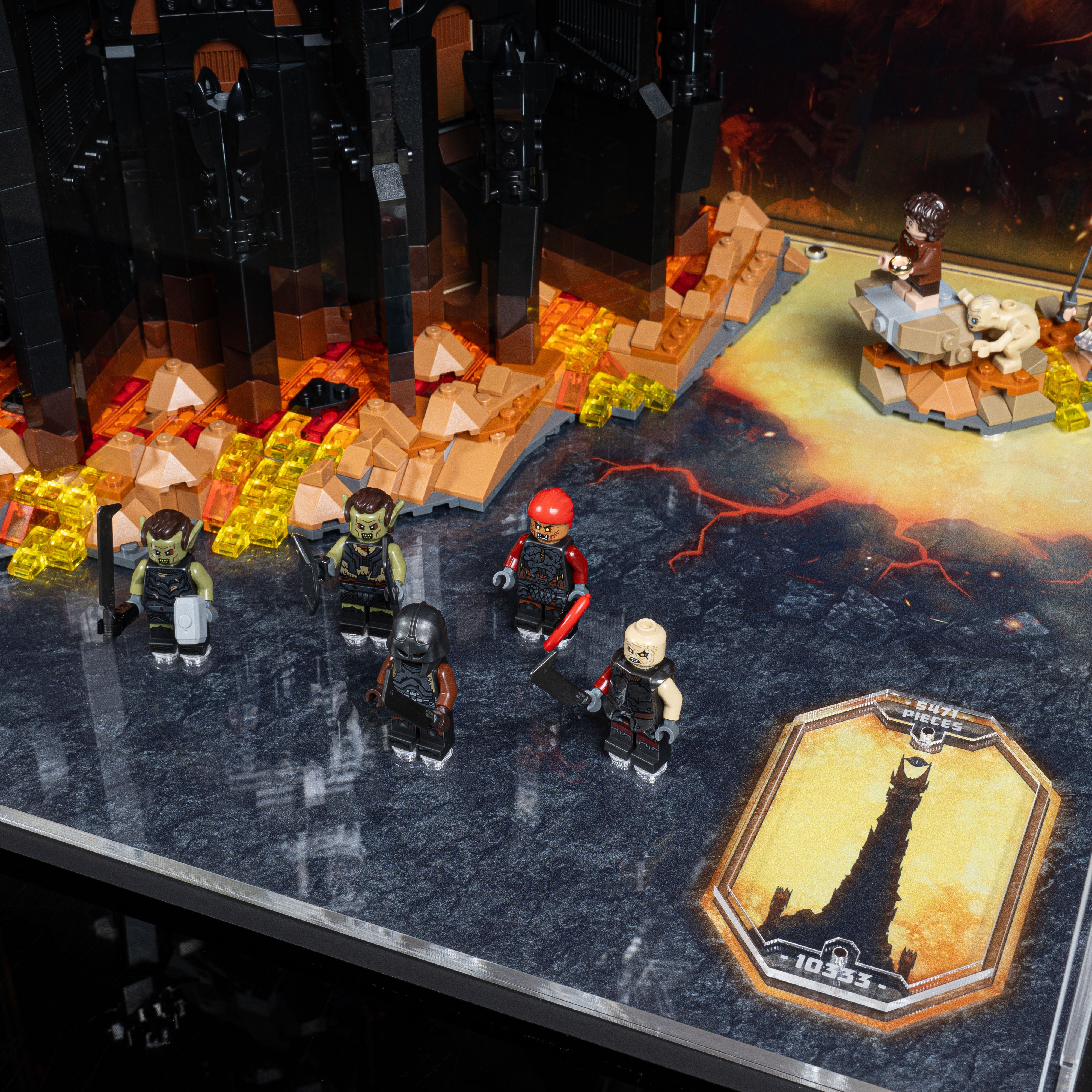 Limited Edition Display Case for LEGO® The Lord of the Rings: Barad-dûr™ with Fell Beast (10333 & 40693)
