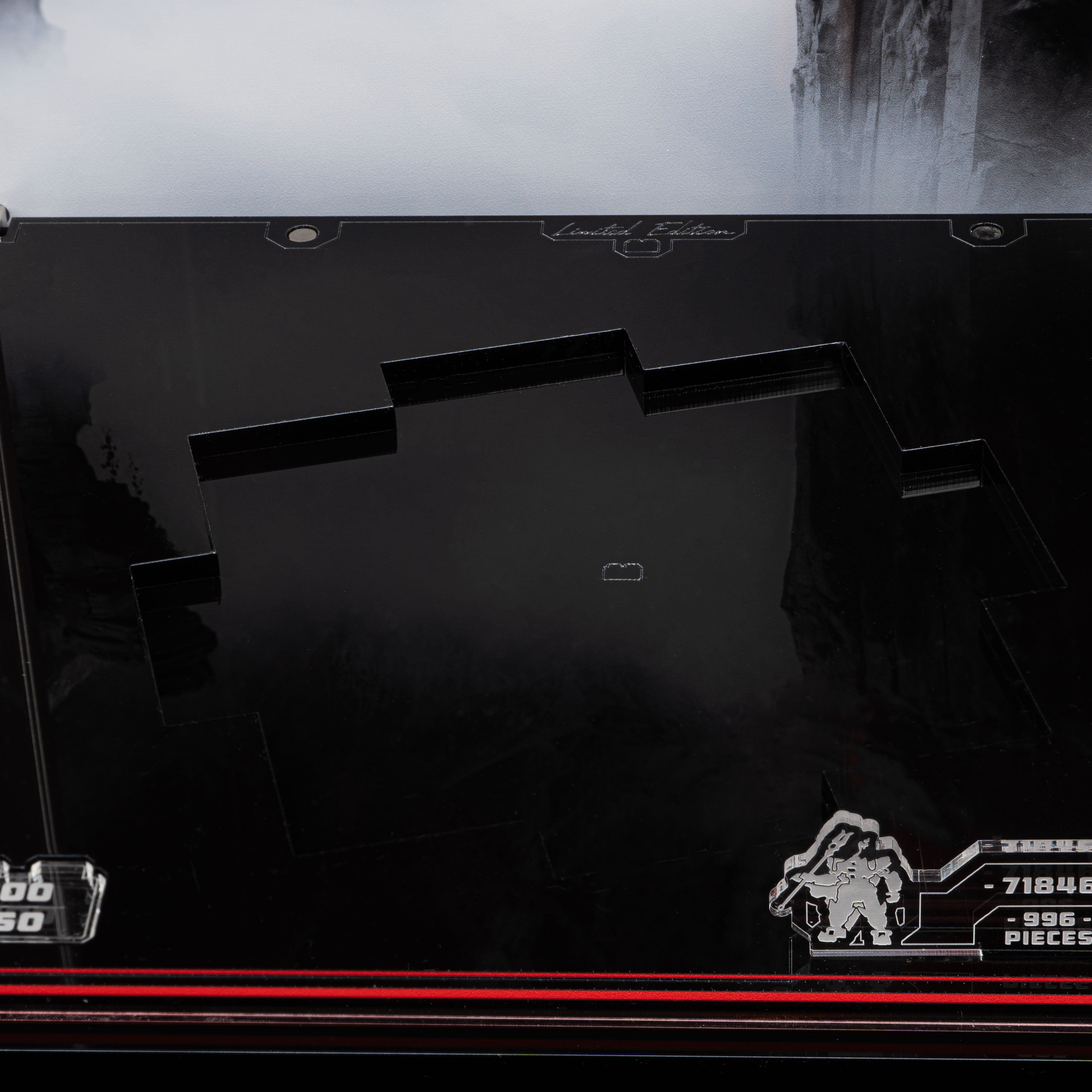 Limited Edition Display Case for LEGO® Ninjago®: The Fire Knight Mech (71846)