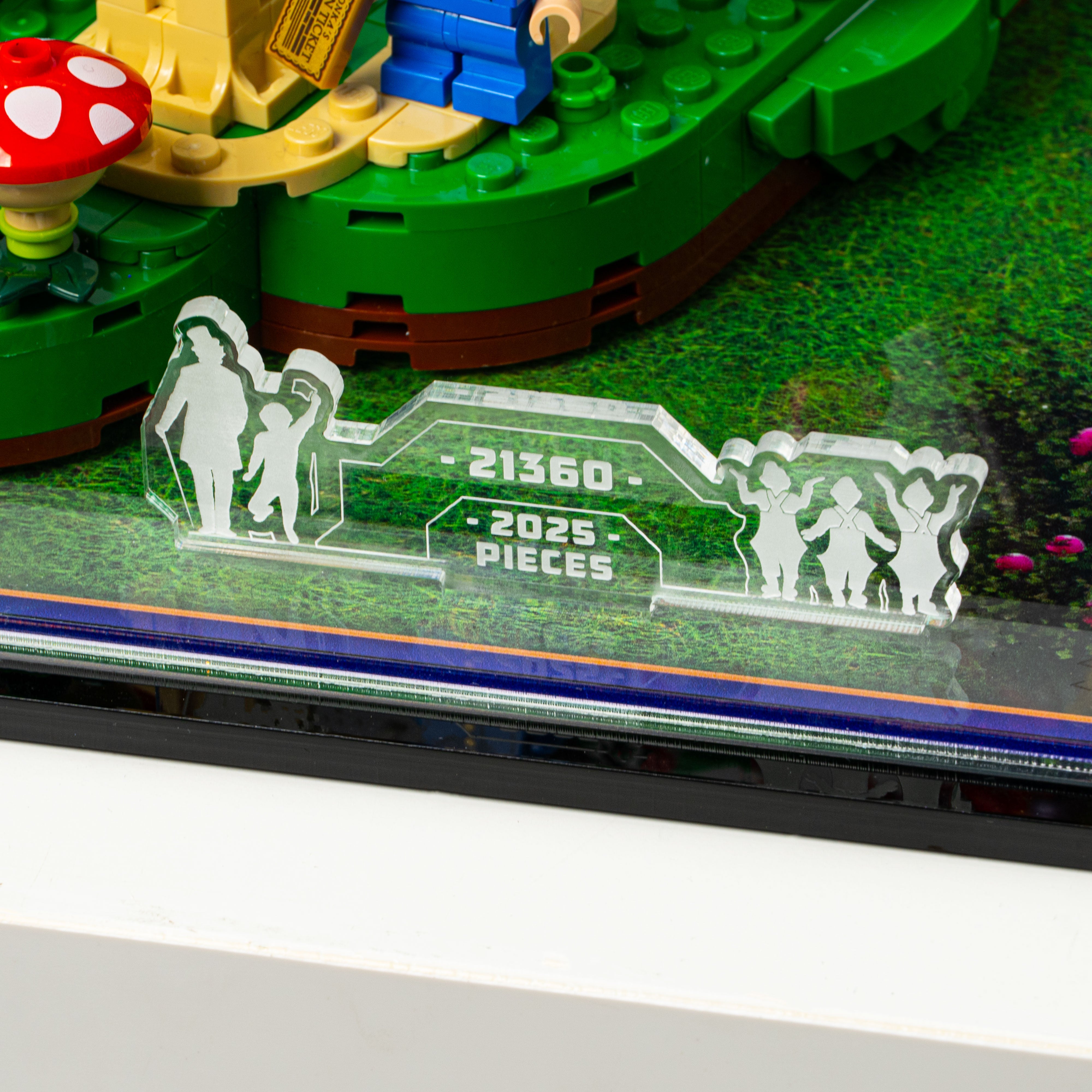 Display Case for LEGO® Ideas: Willy Wonka & the Chocolate Factory (21360)