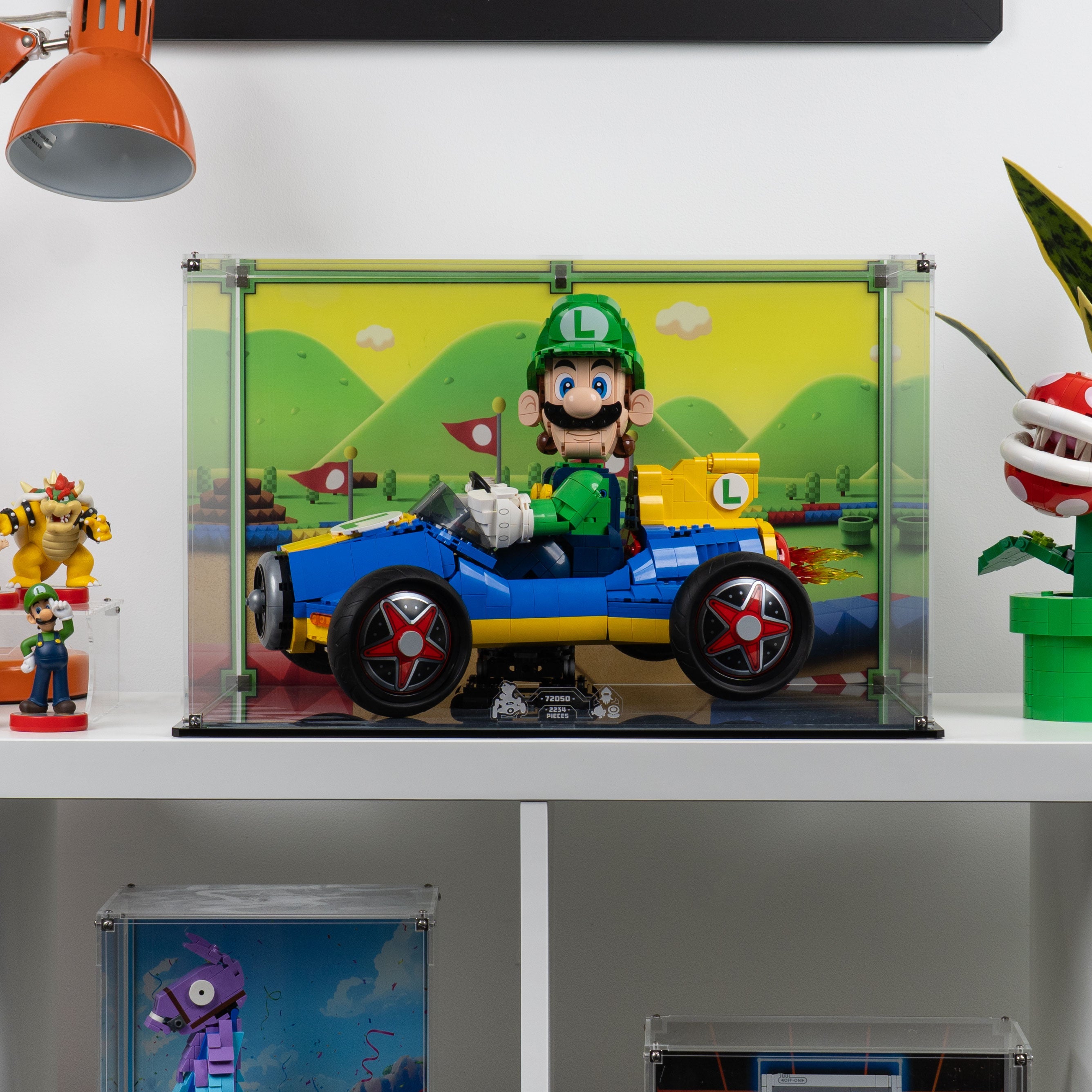 Display Case for LEGO® Mario Kart™ Luigi & Mach 8 (72050)