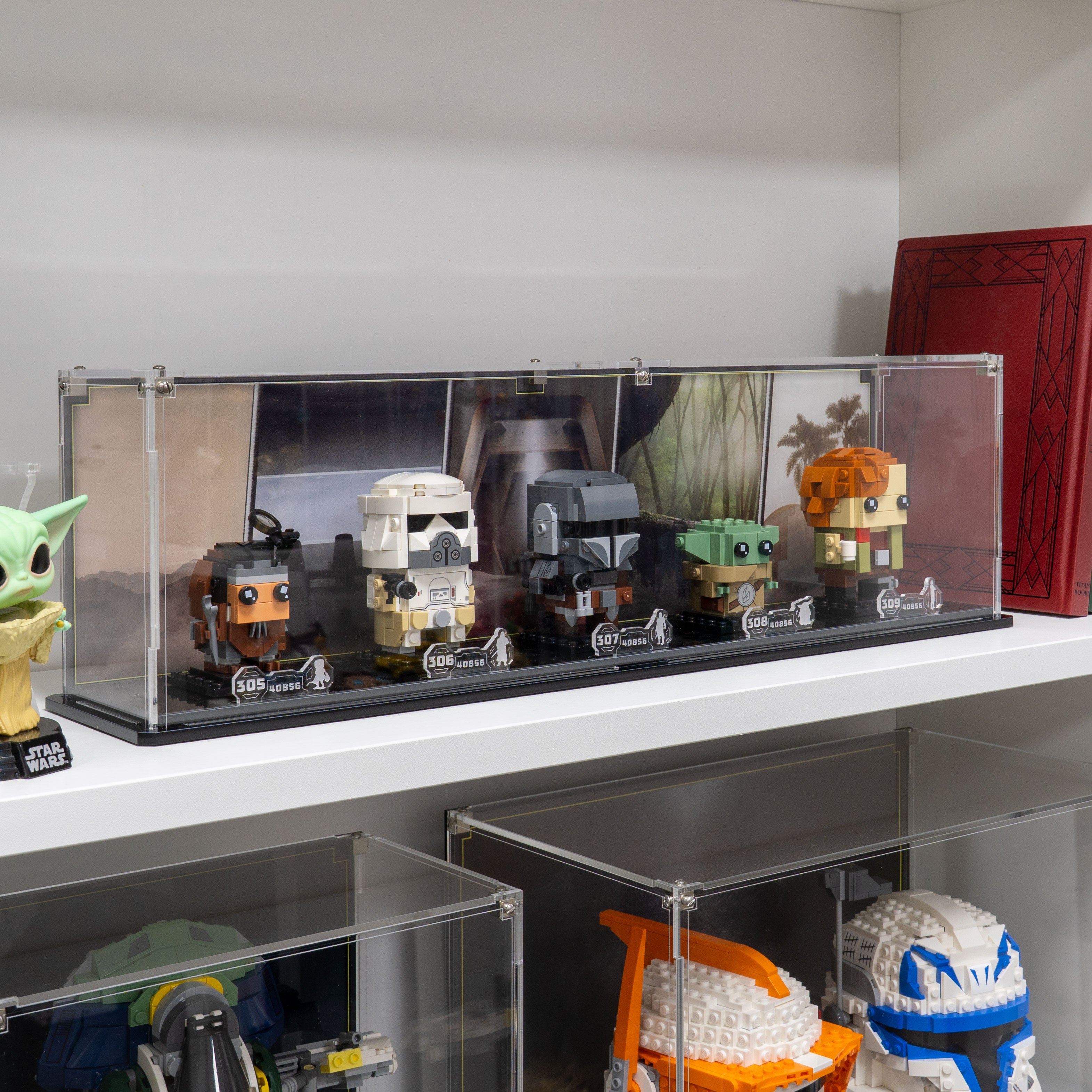 Display Case for LEGO® Star Wars: The Mandalorian and Grogu: Allies & Villains (40856)