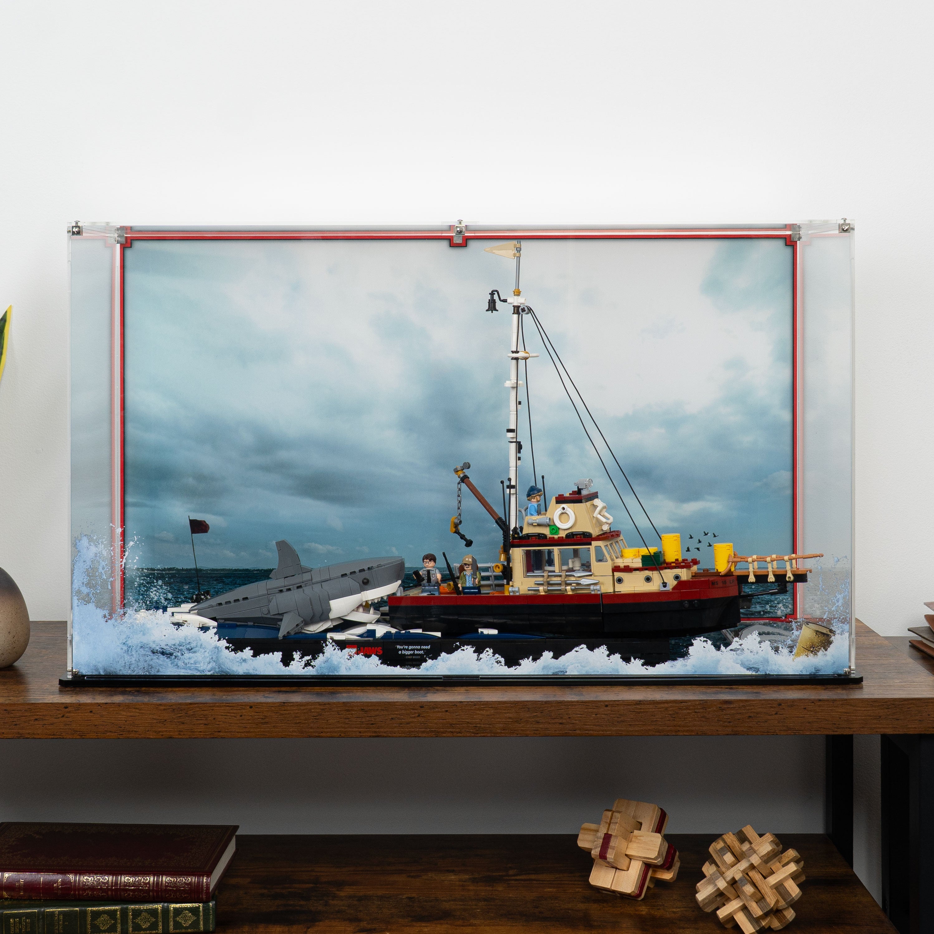 Display Case for LEGO® Ideas Jaws (21350)