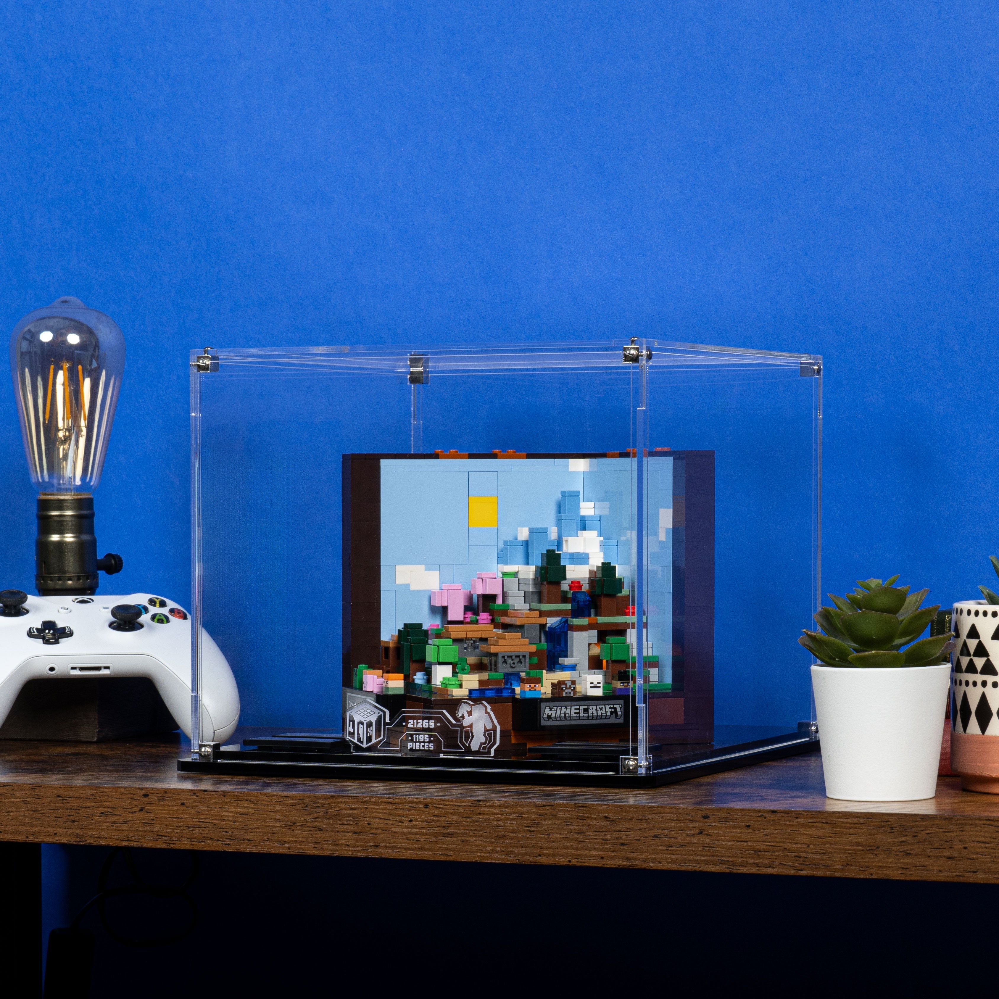 Display Case for LEGO® Minecraft™: Crafting Table (21265)