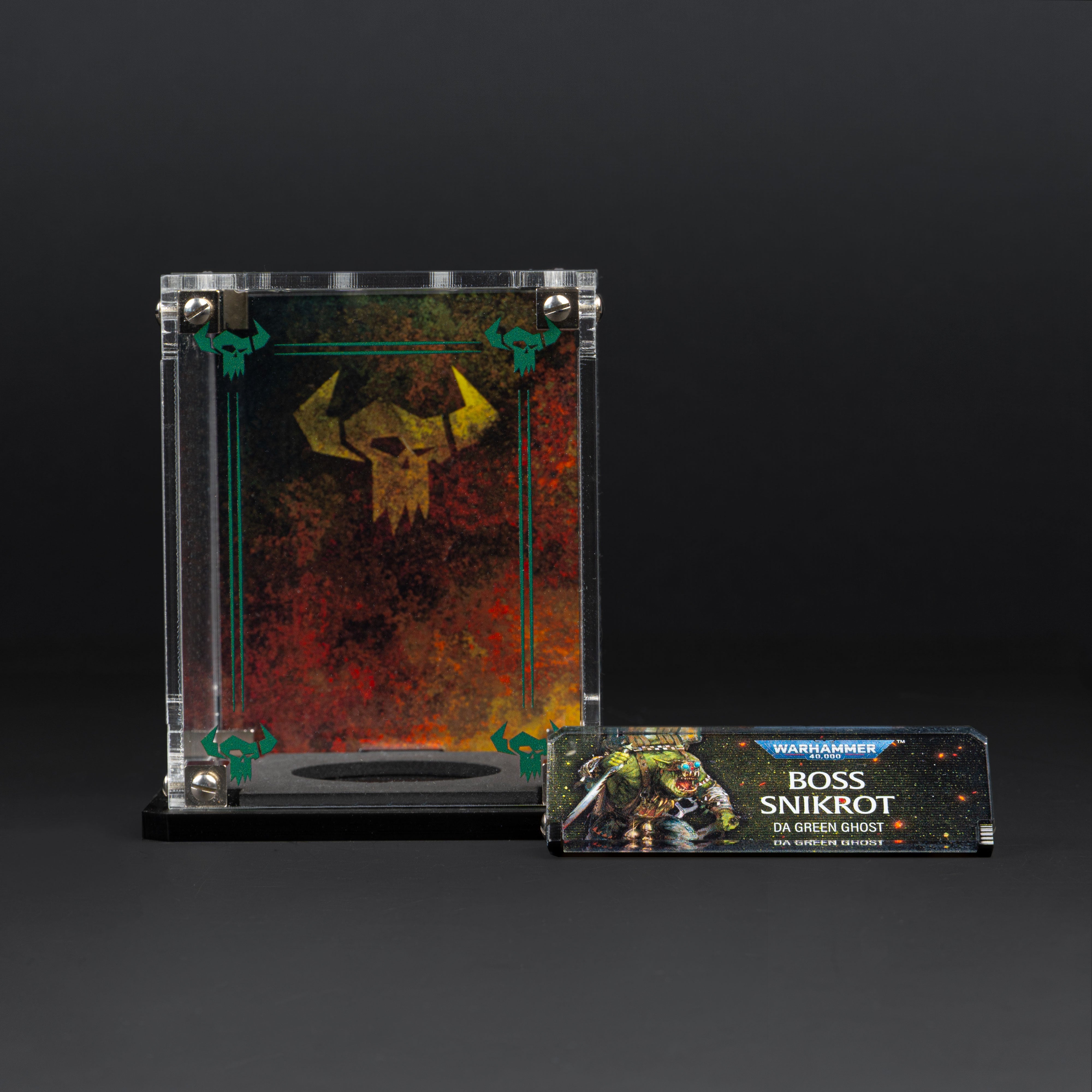 Display Cases for Warhammer® 40,000 Orks Miniatures