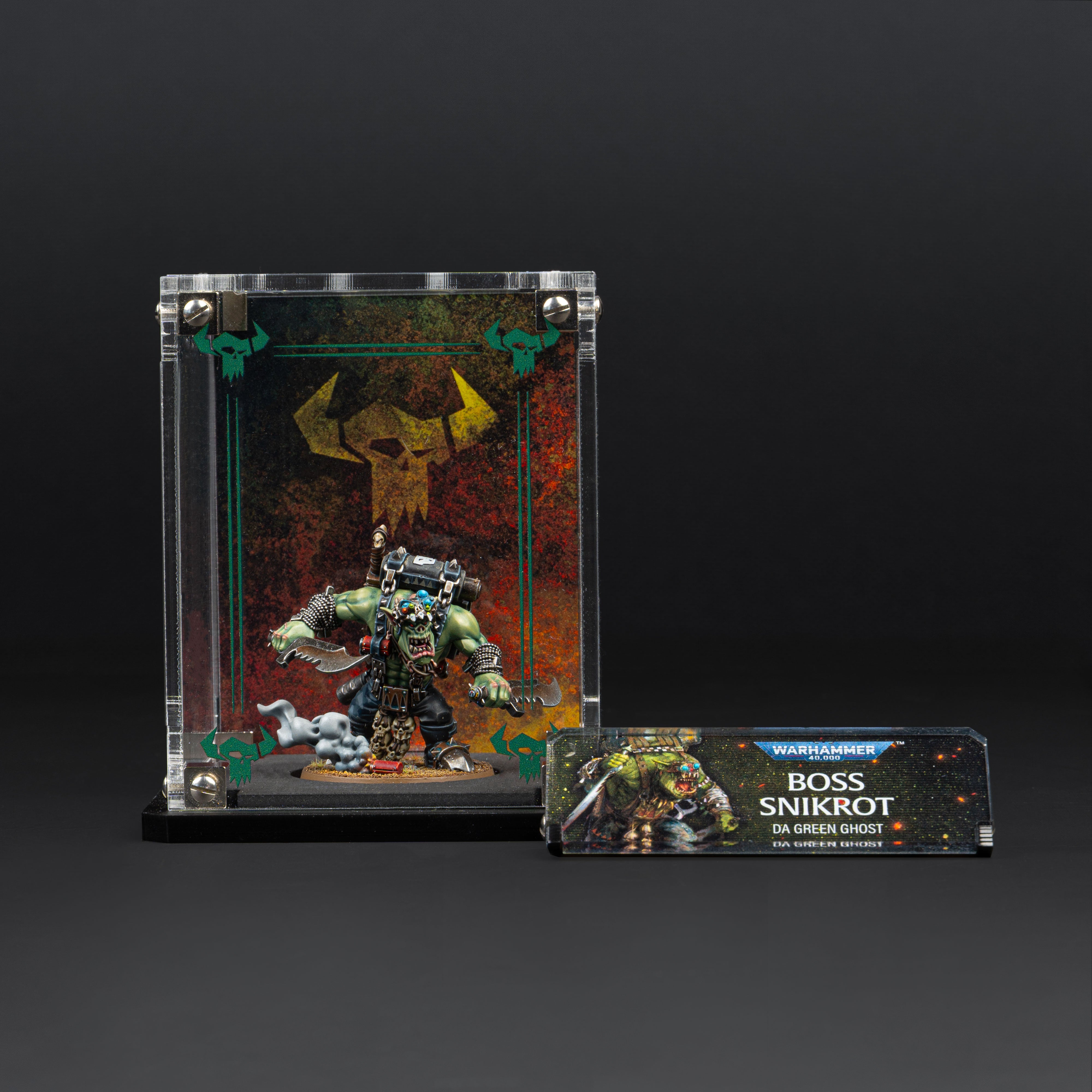 Display Cases for Warhammer® 40,000 Orks Miniatures