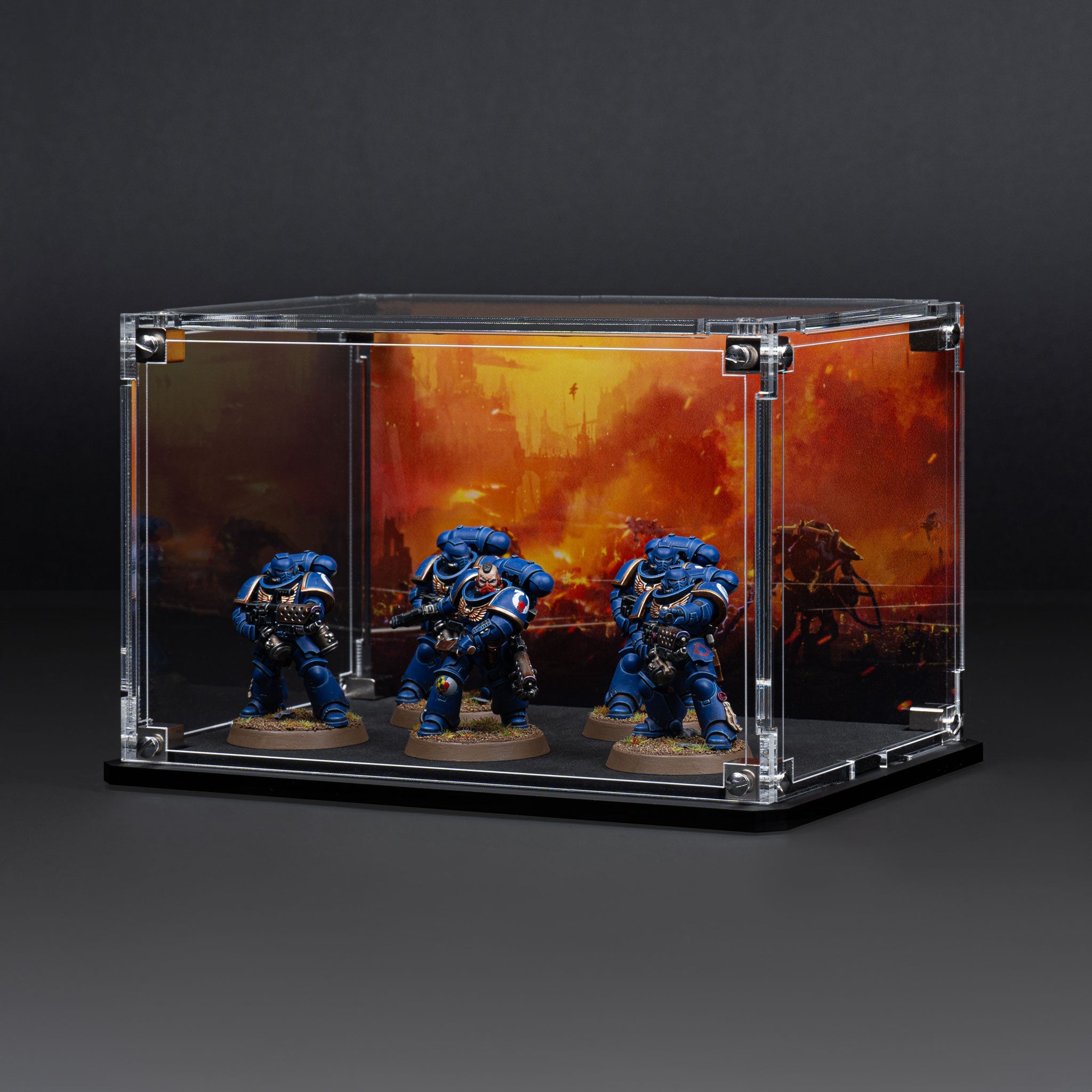 Display Case for Warhammer® Squad with Endless War Background