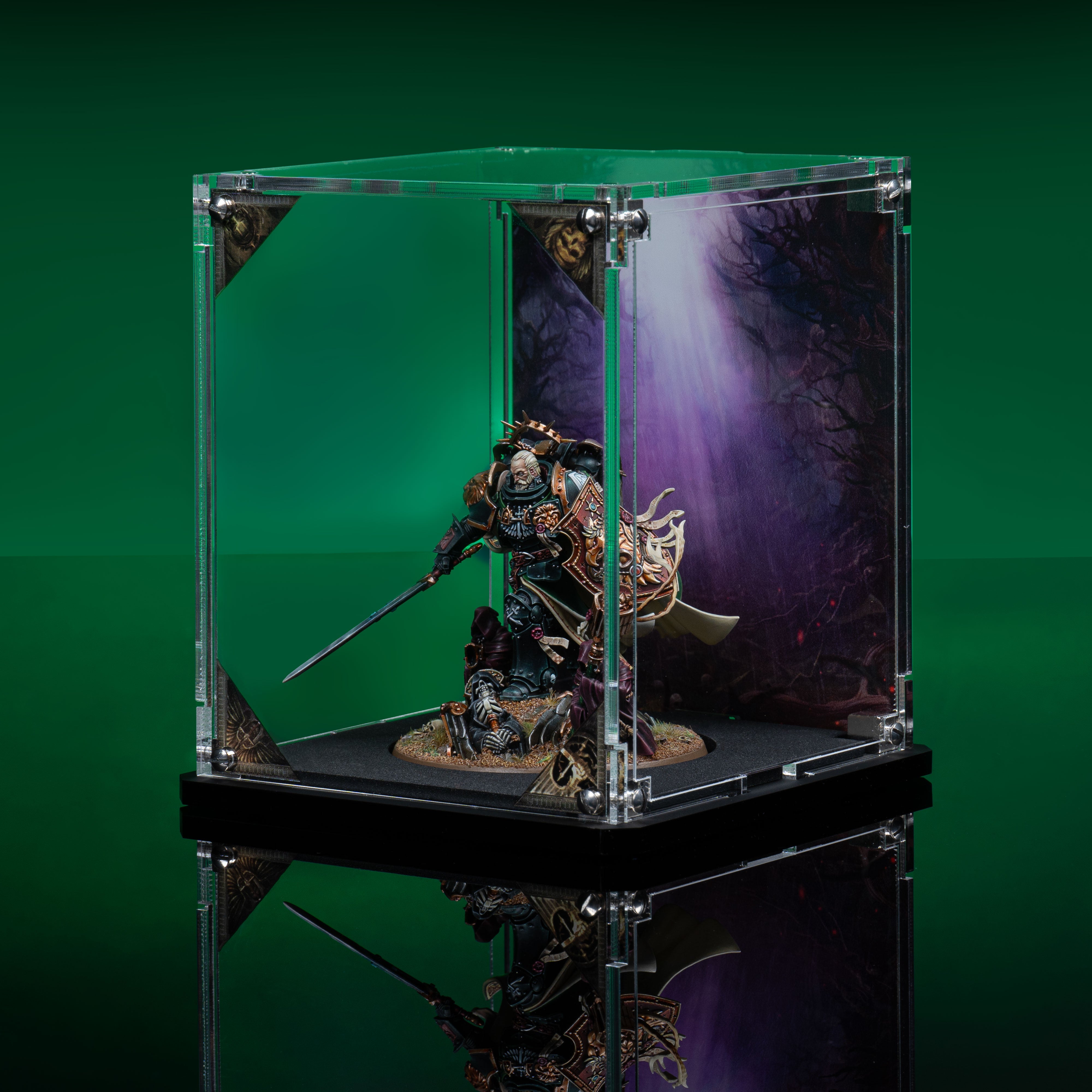 Limited Edition Display Case for Warhammer® 40,000 Dark Angels Lion El’Jonson