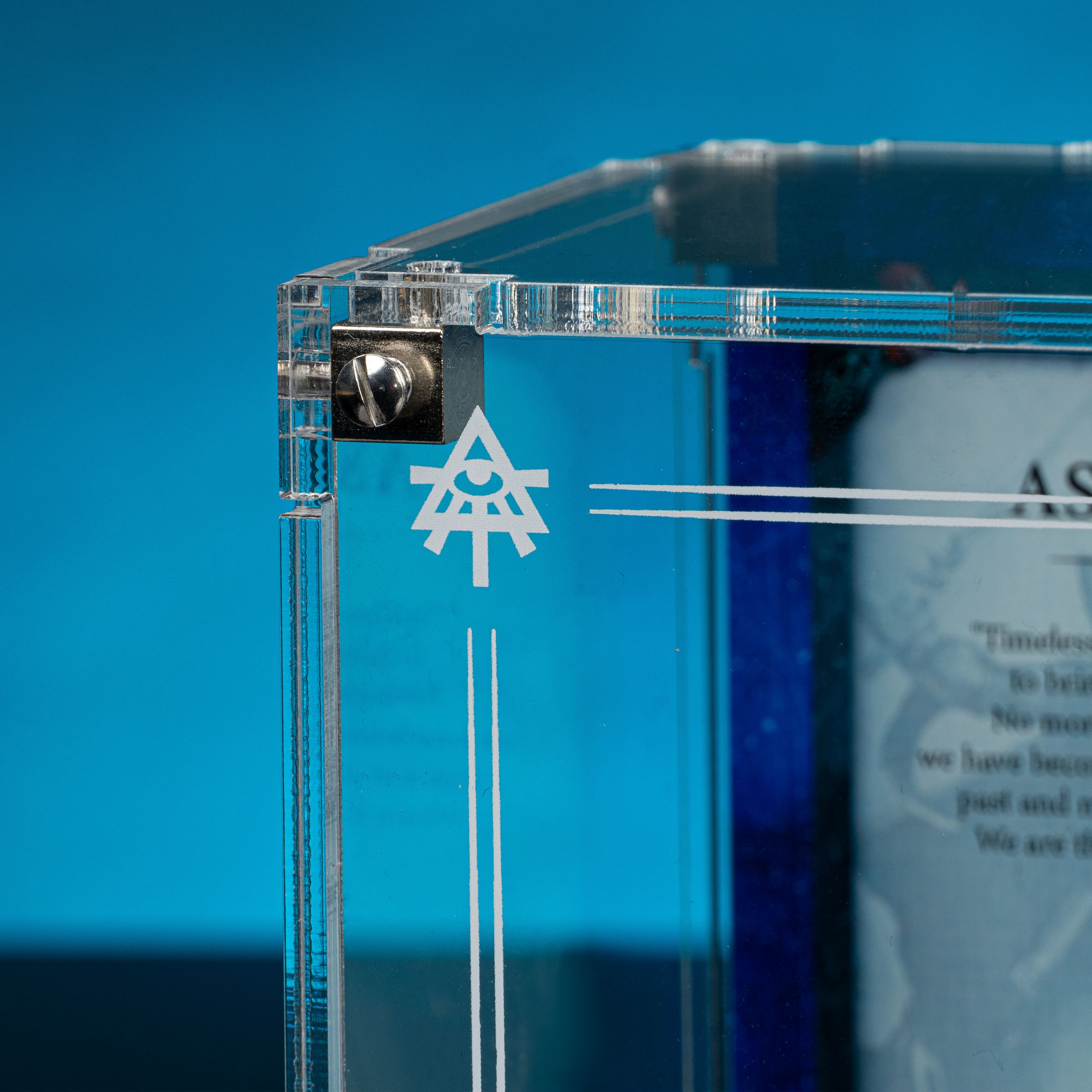 Limited Edition Display Case for Warhammer® 40,000 Asurmen