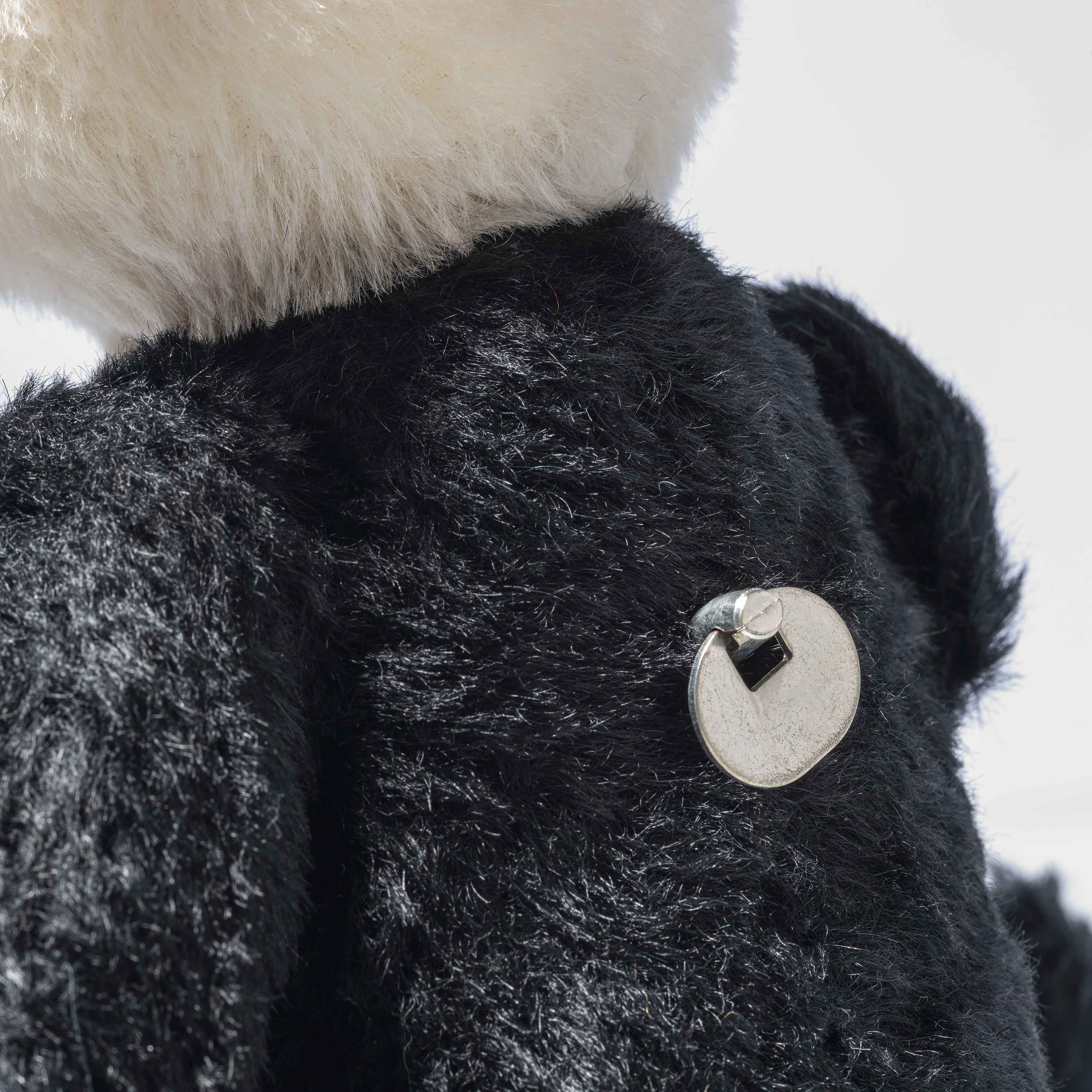James Bond Musical Teddy Bear - Dr. No Numbered Edition - By Steiff