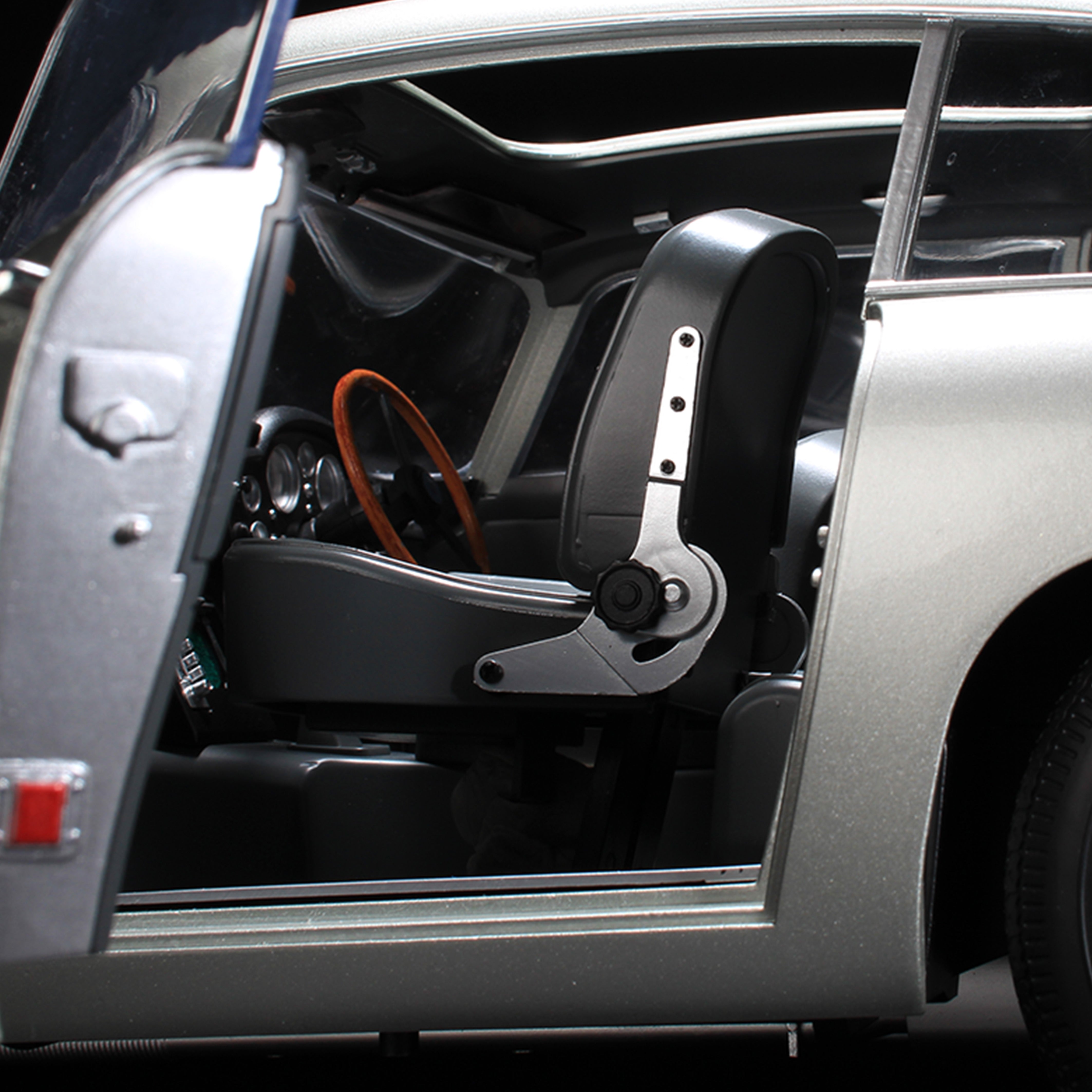 James Bond Goldfinger Aston Martin DB5 Model Car Kit - Subscription - By Agora Models