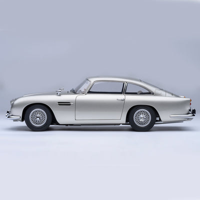 James Bond Aston Martin DB5 Model Car - Goldfinger Edition - By AUTOart