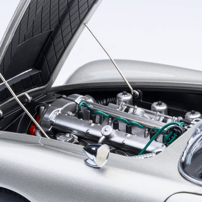 James Bond Aston Martin DB5 Model Car - Goldfinger Edition - By AUTOart