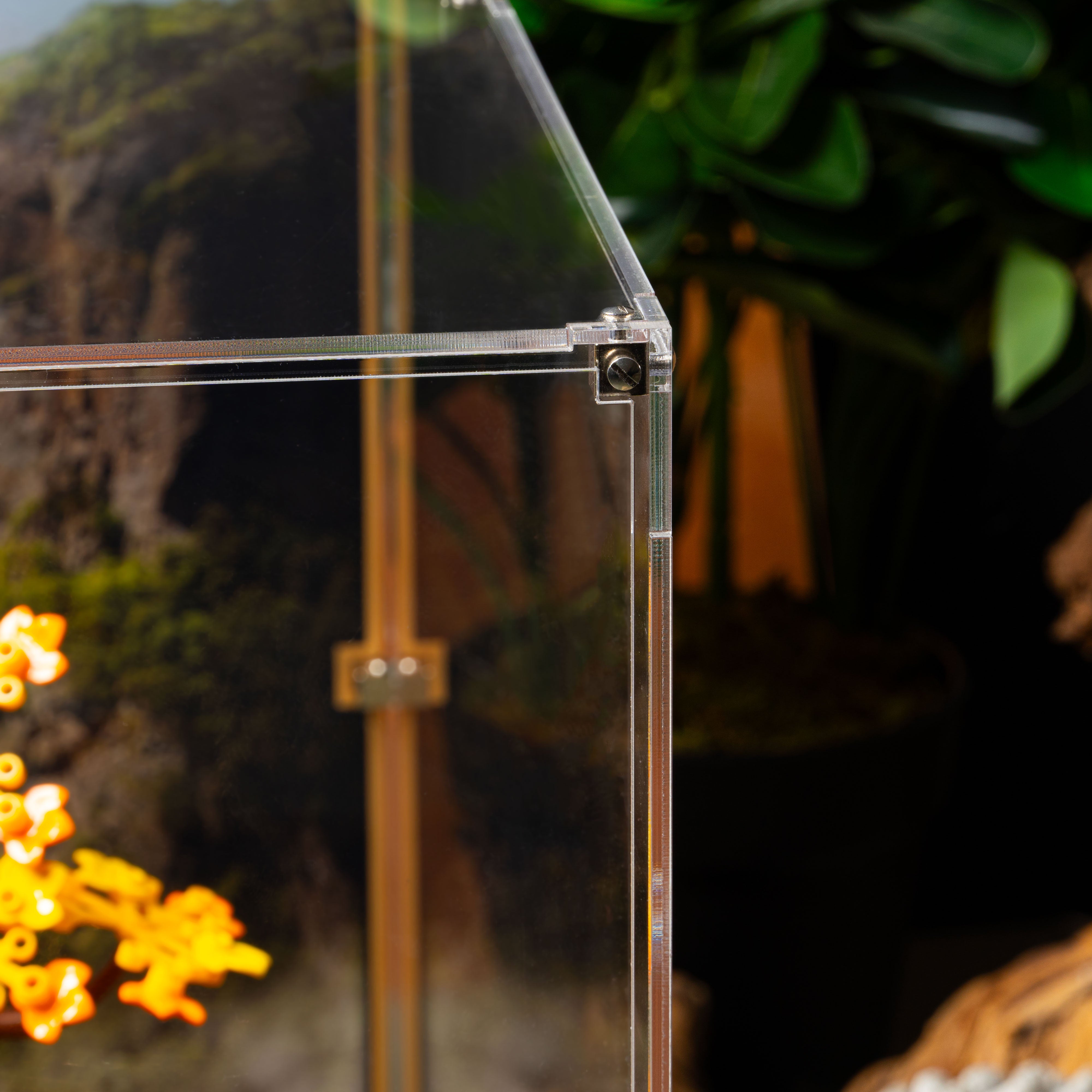 Display Case for LEGO® Icons: Lord of the Rings Rivendell™ (10316)