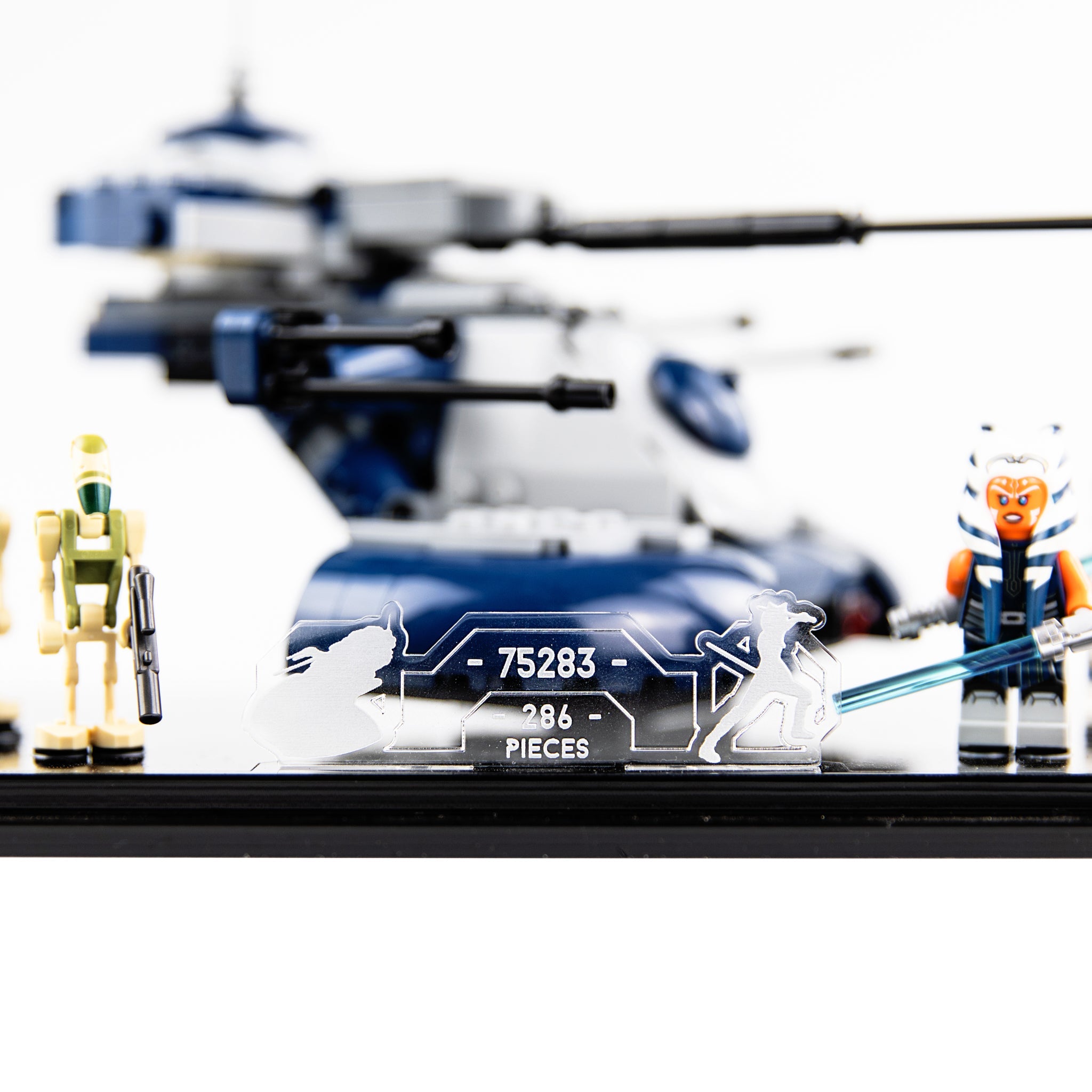 Display Case for LEGO® Star Wars™ Armoured Assault Tank AAT (75283)