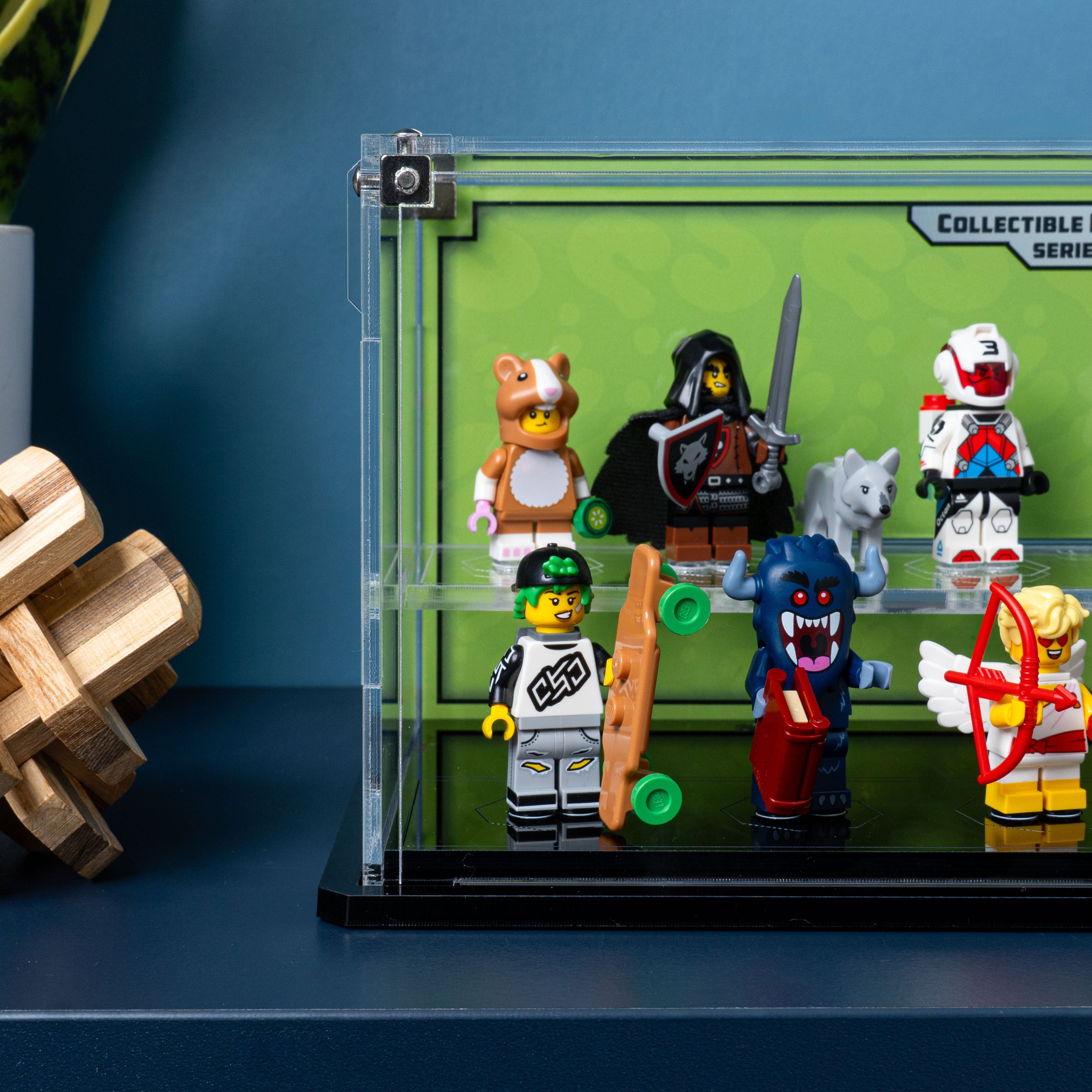 Display Case for LEGO® Collectible Minifigures™: Series 27 (71048)