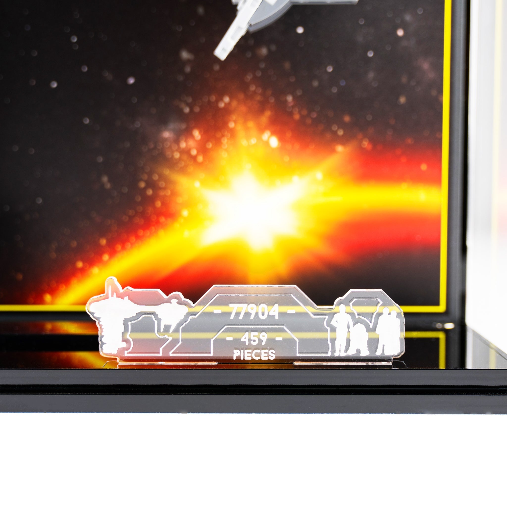 Display Case for LEGO® Star Wars™ Nebulon-B Frigate (77904)