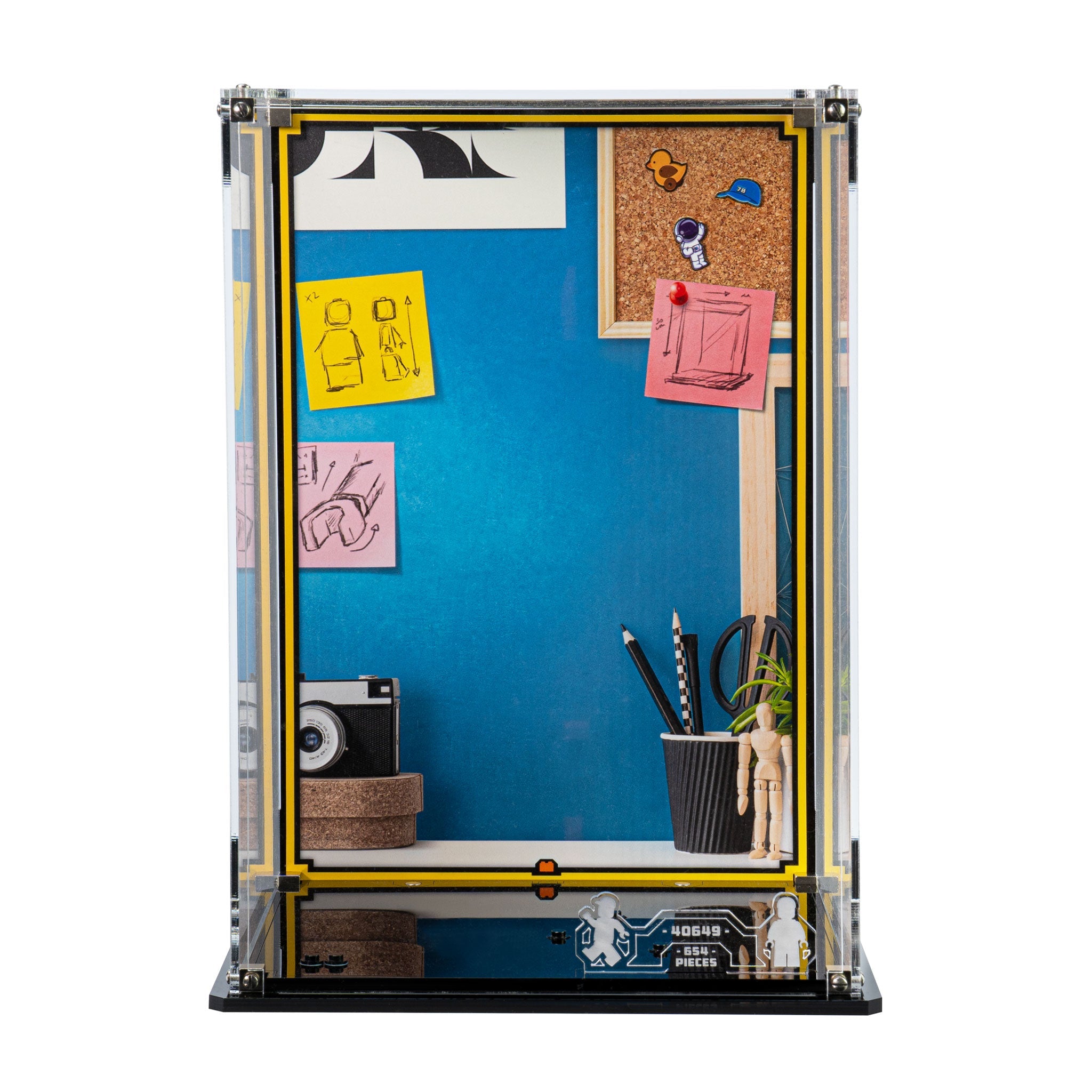 Display Case for Up-Scaled LEGO® Minifigure (40649)