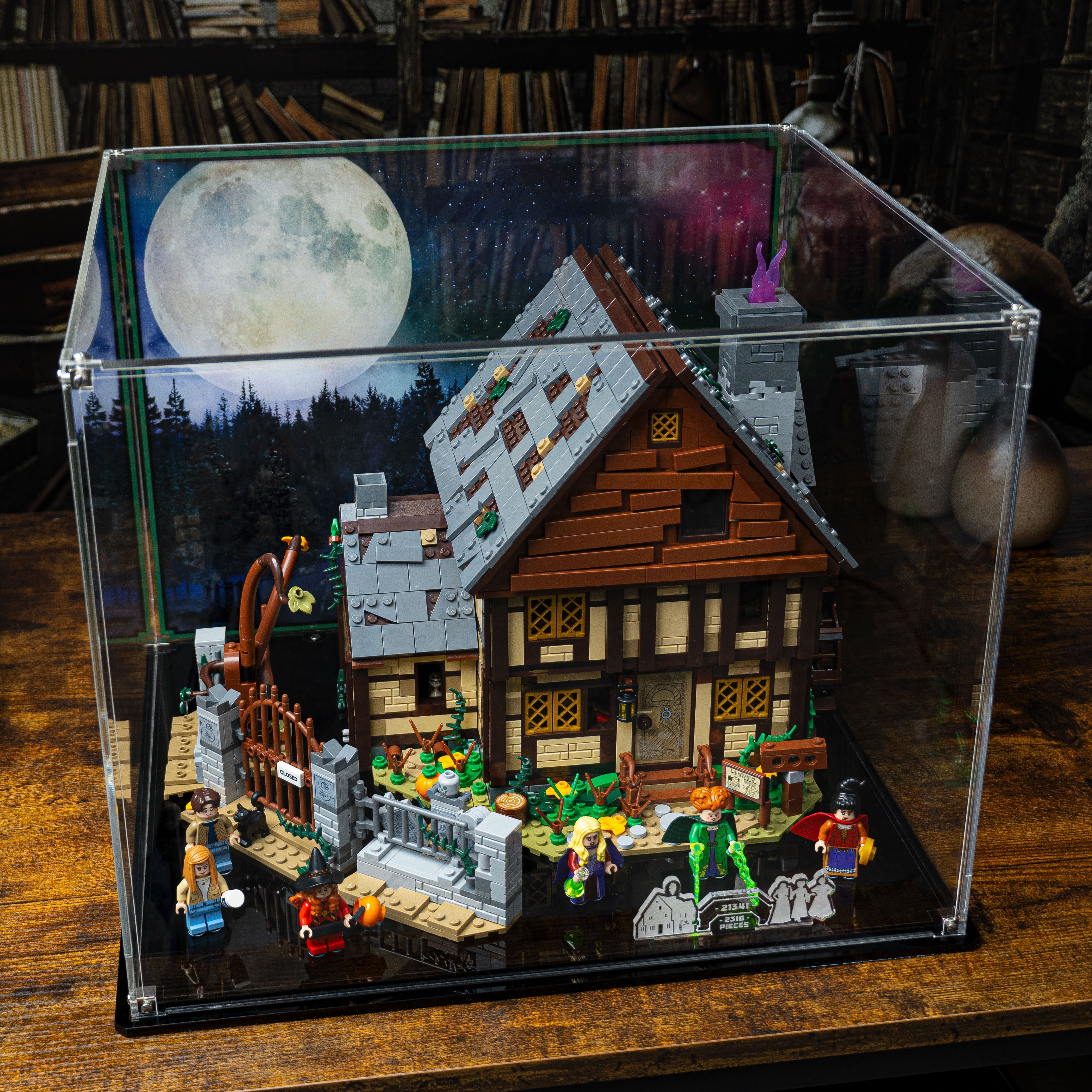 Display Case for LEGO® Ideas Disney Hocus Pocus: Sanderson Sisters' Cottage (21341)