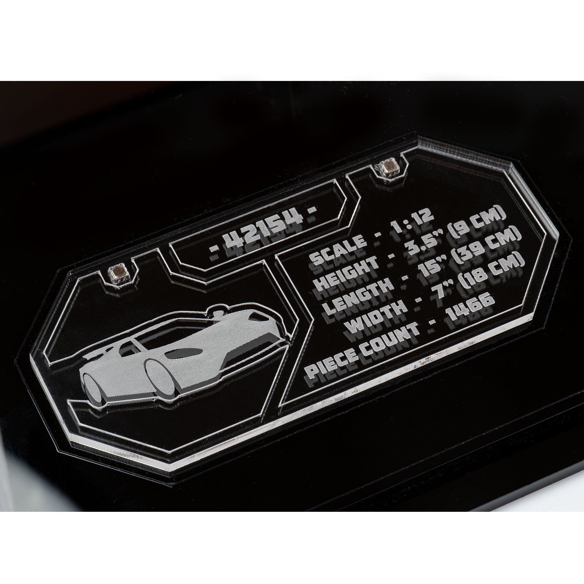 Display Case for LEGO® Technic: 2022 Ford GT (42154)