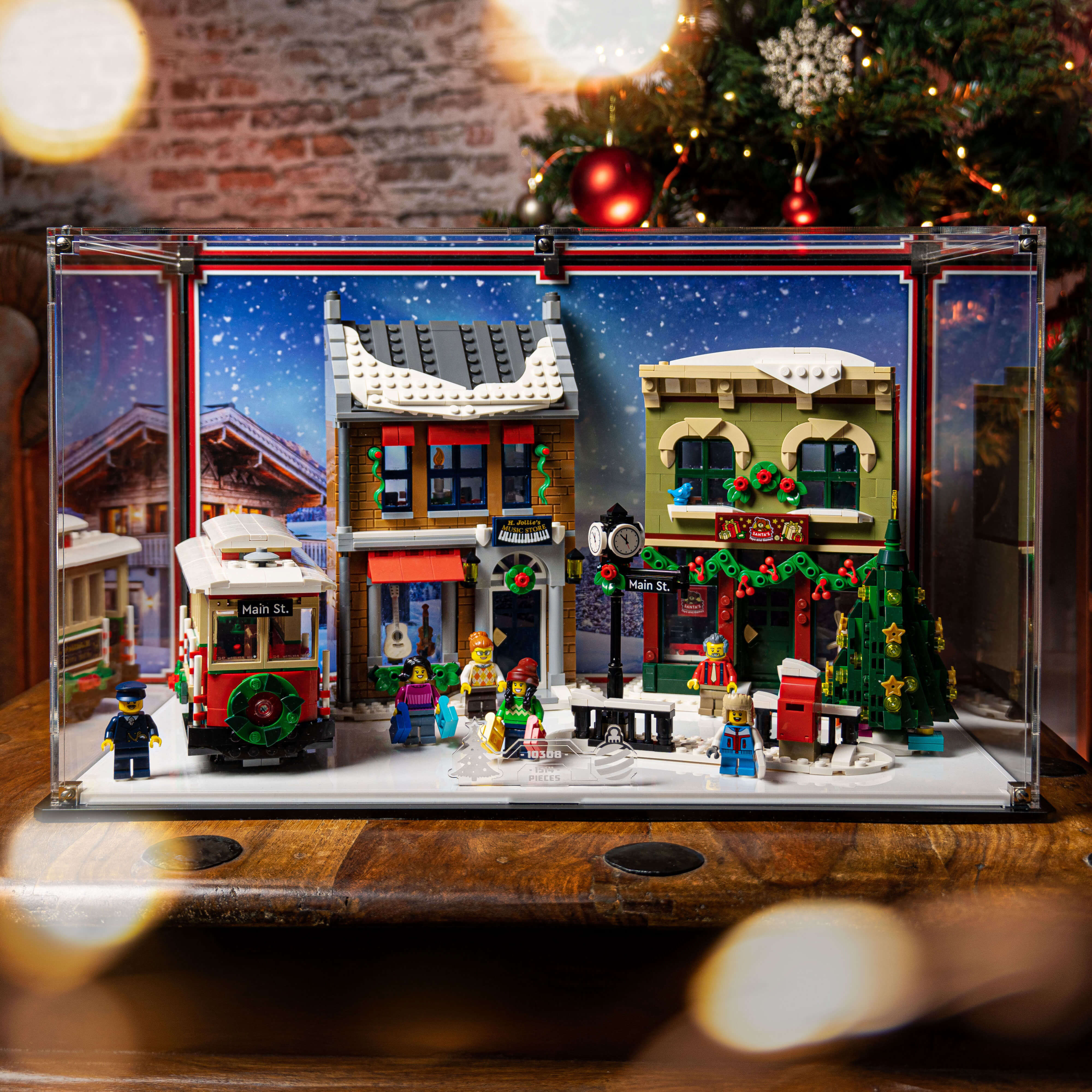 Display Case for LEGO® Icons: Holiday Main Street  (10308)