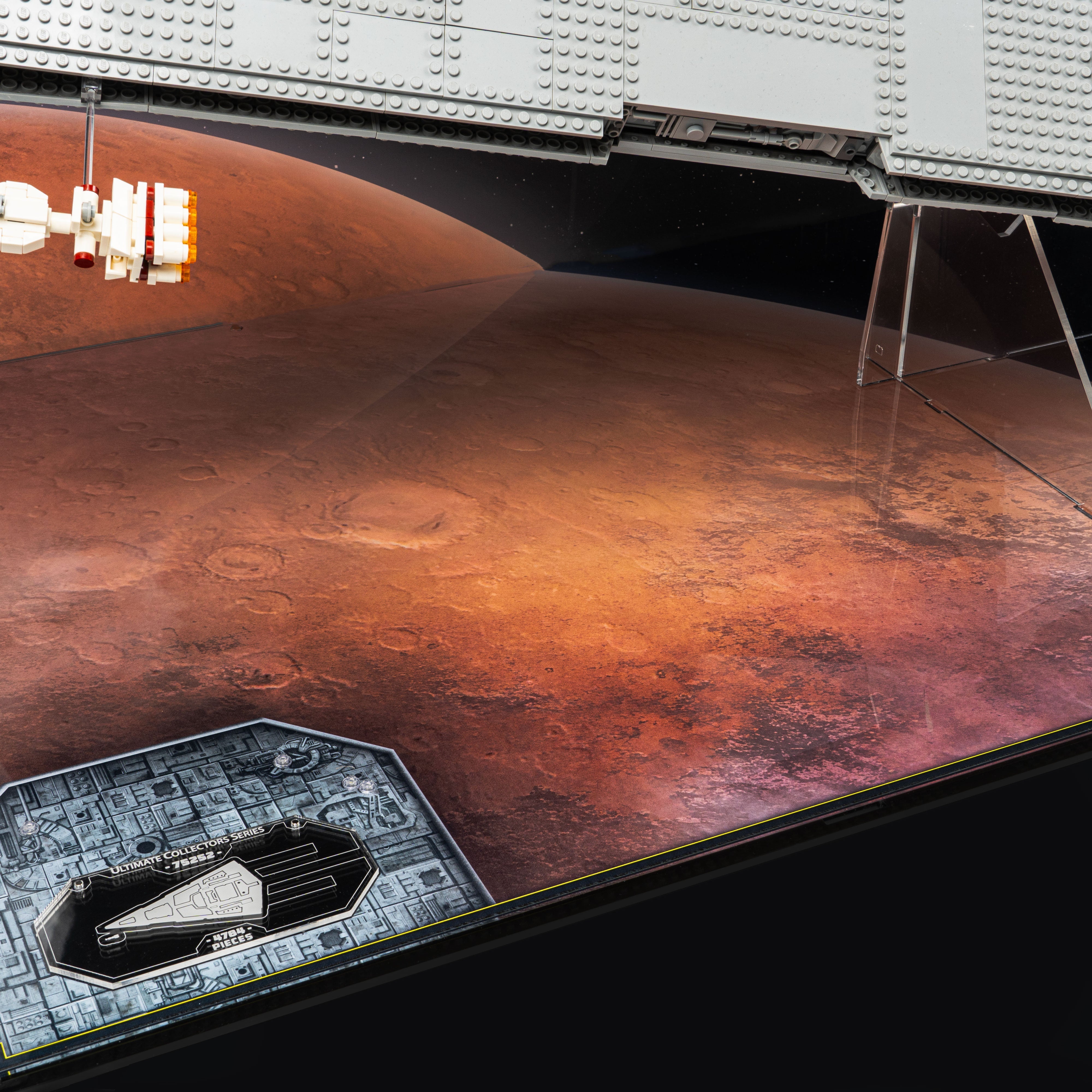 Display Case for LEGO® Star Wars™ UCS Imperial Star Destroyer™ (75252)