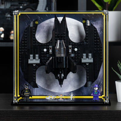Display Case for LEGO® Batman: Batwing: Batman™ vs. The Joker™ (76265)