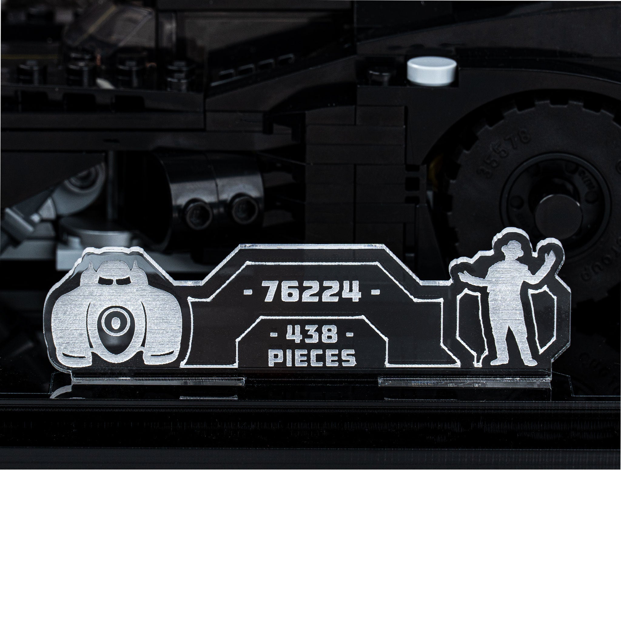 Display Case for LEGO® Batmobile™: Batman™ vs. The Joker™ Chase (76224)
