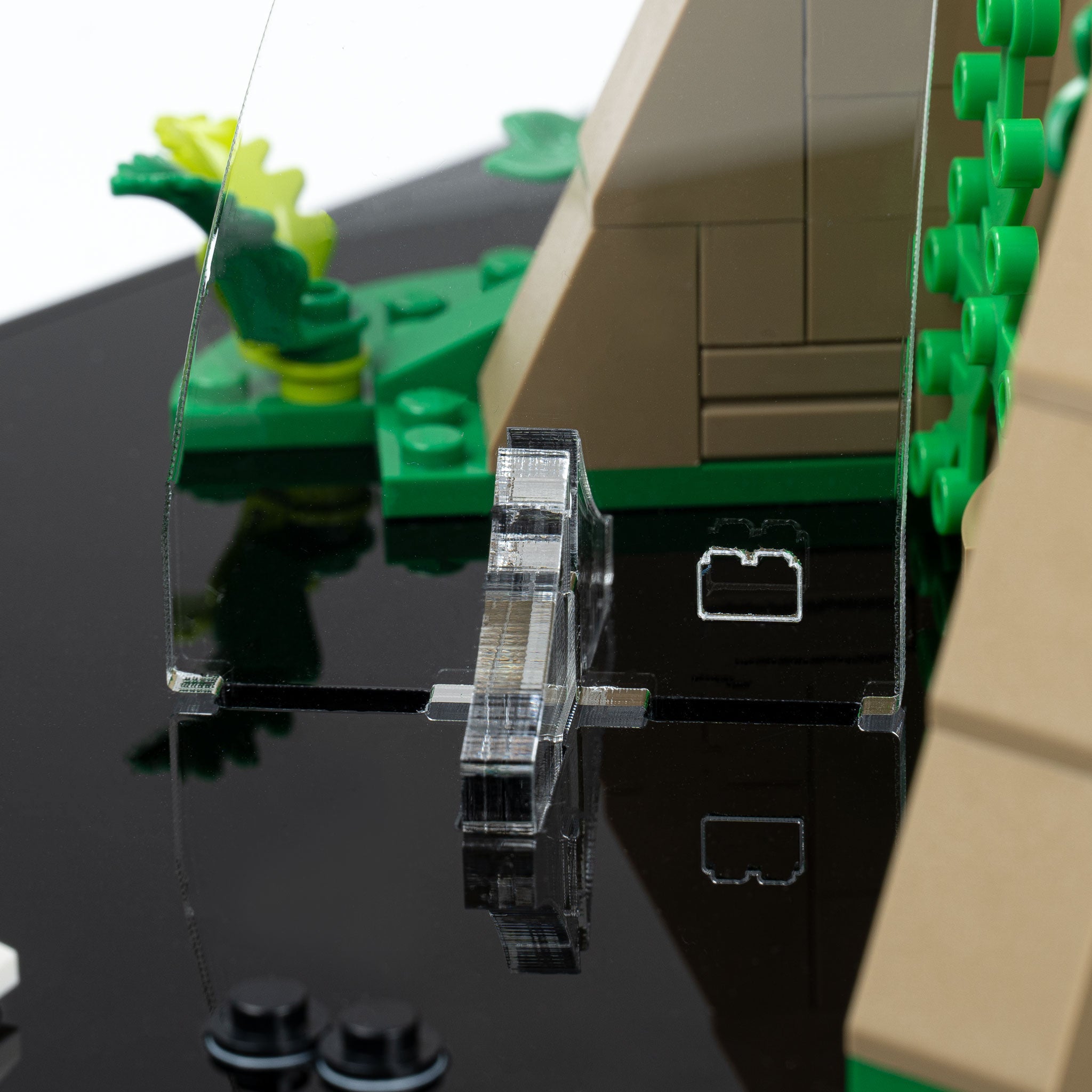 Display Case for LEGO® Star Wars Yavin 4 Rebel Base (75365)