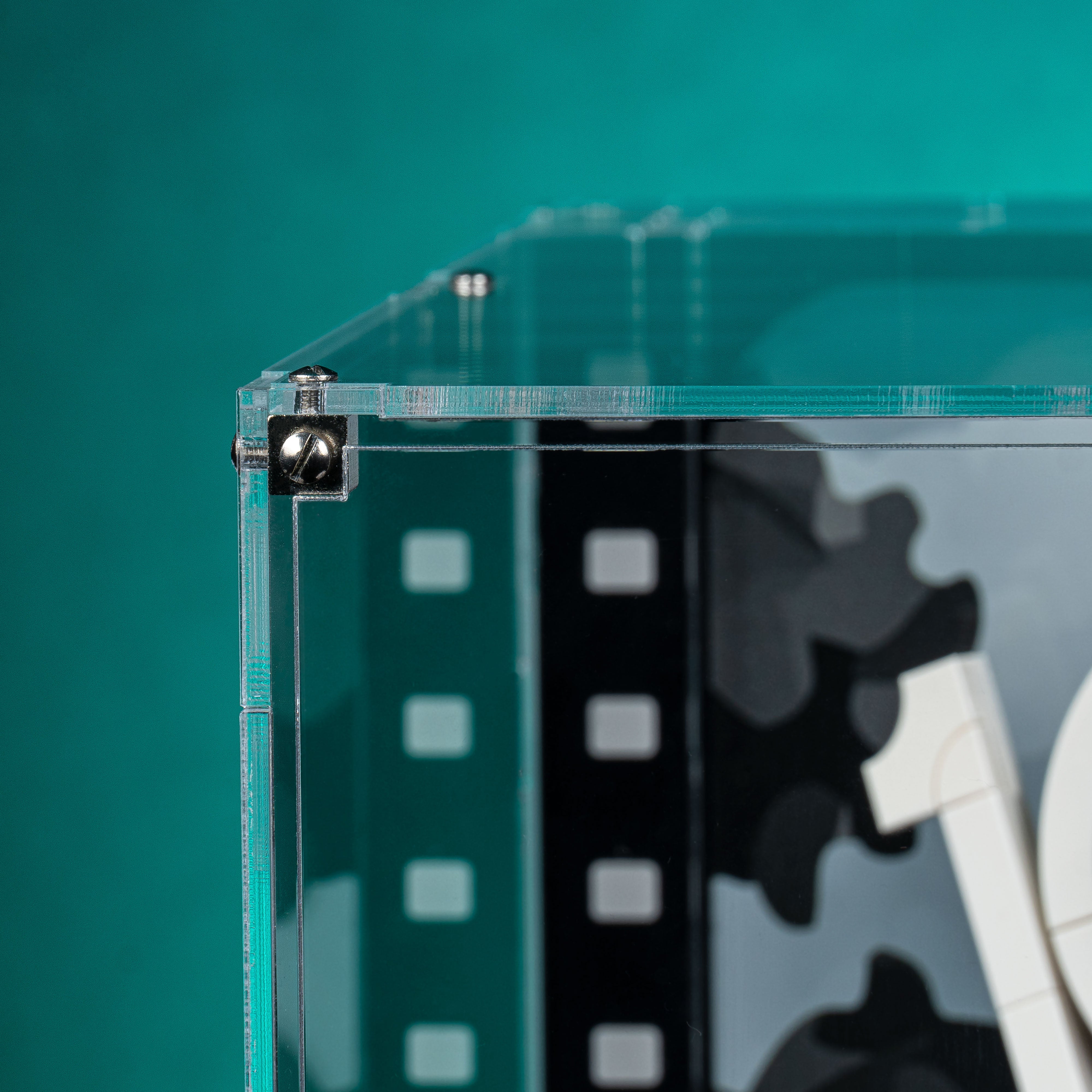 Limited Edition Display Case for LEGO® Walt Disney Tribute Camera (43230)